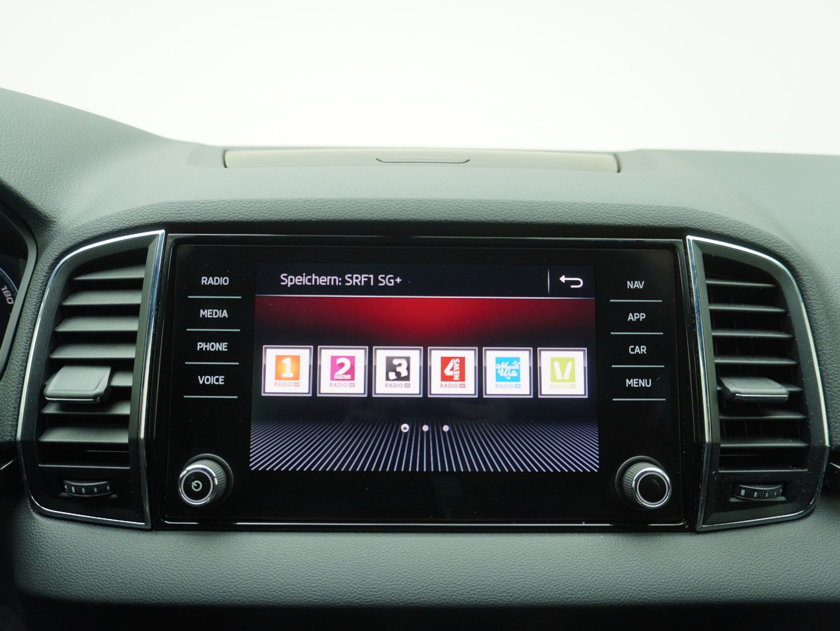 SKODA Karoq 2.0 TSI DSG Sport Line 4×4