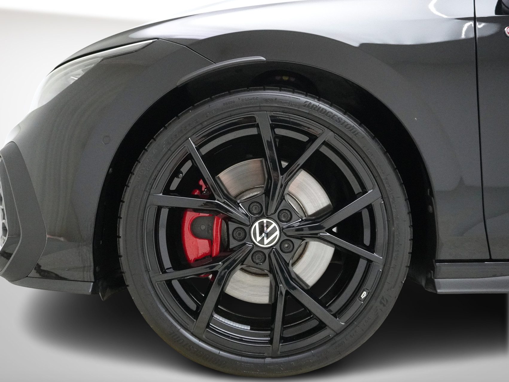 VW Golf 8.5 2.0 TSI DSG GTI Black Style (2025) **Leder/Harmon-Kardon/Sitzbelüftung/uvm.**