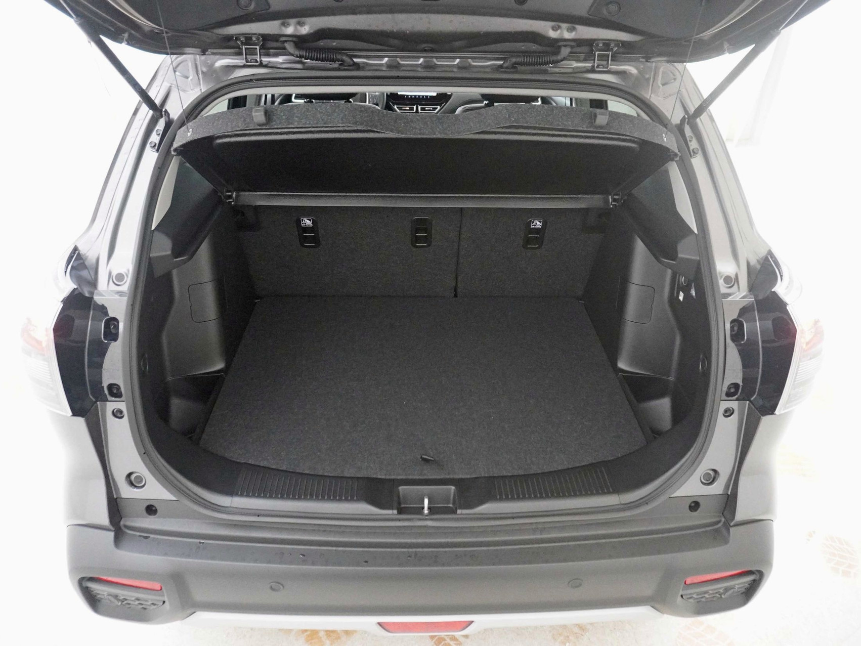 SUZUKI S-Cross 1.4 T Compact Top Hybrid 4×4
