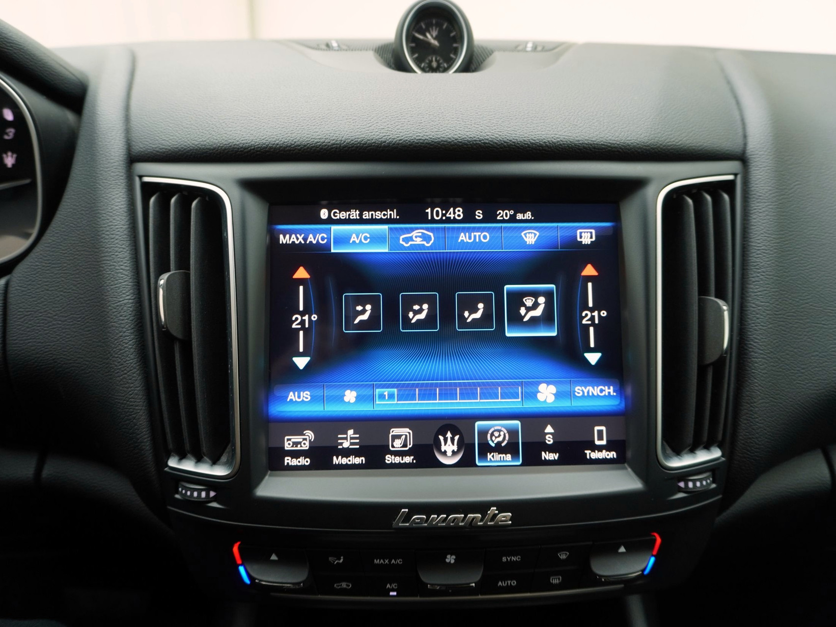 MASERATI Levante 3.0 V6 D