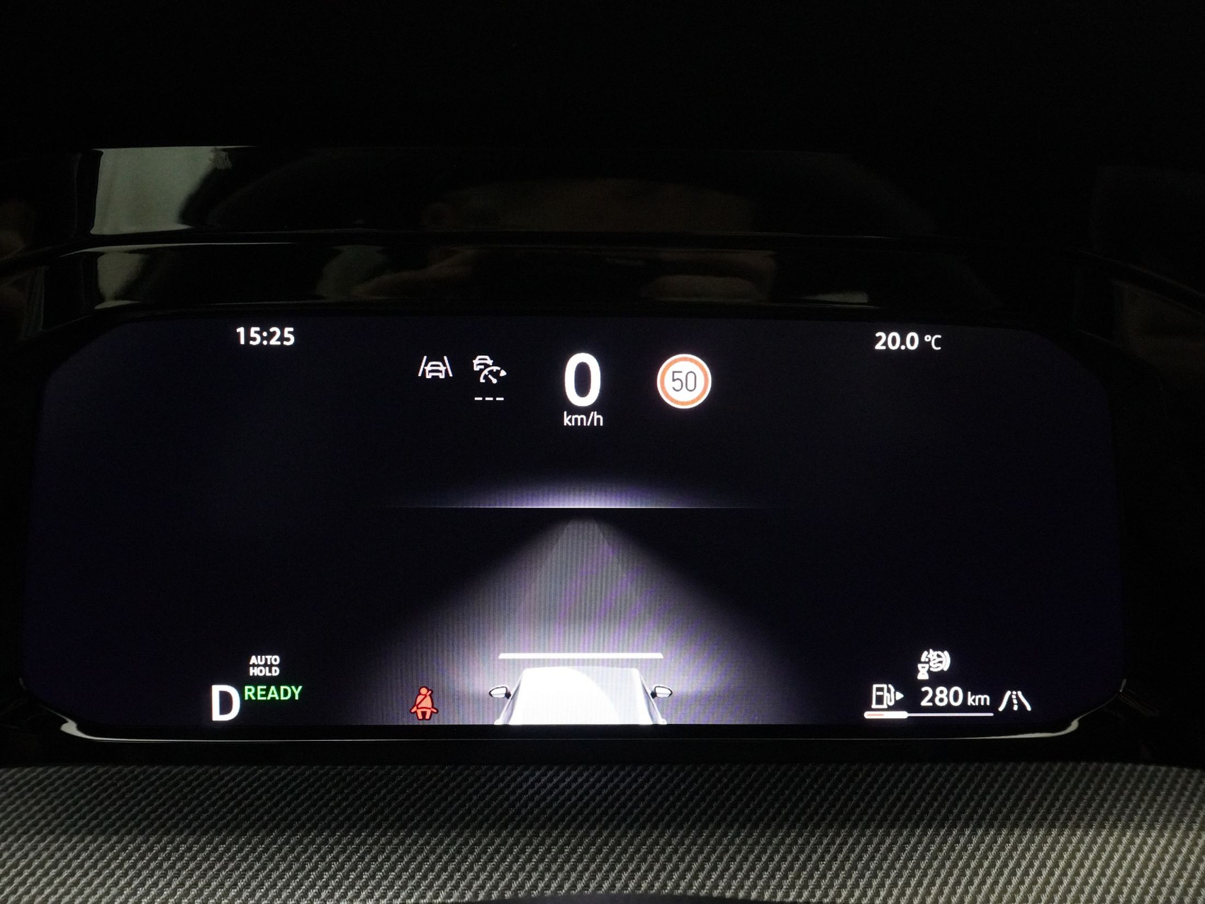 VW Golf VIII 1.5 eTSI R-Line DSG