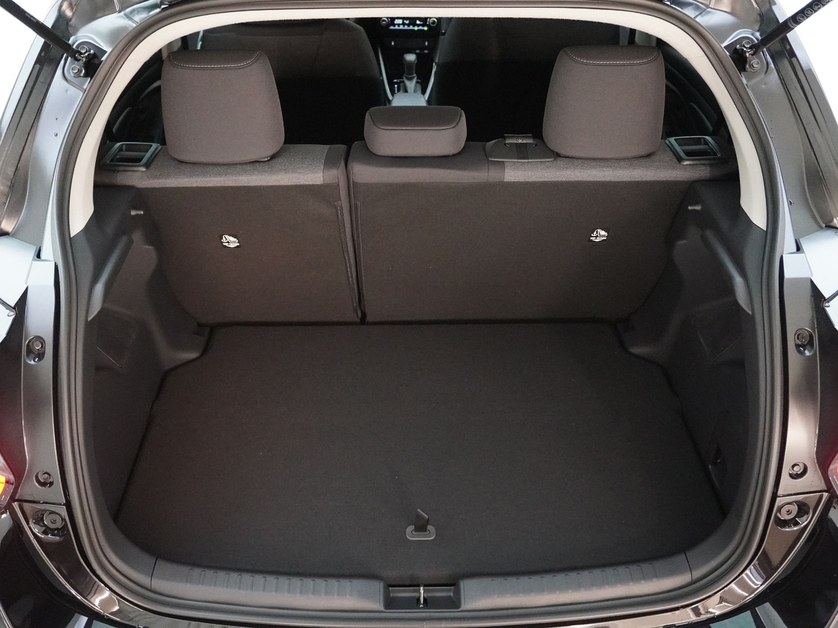 TOYOTA Yaris 1.5 VVT-i HSD Trend ** inkl. W-Räder **