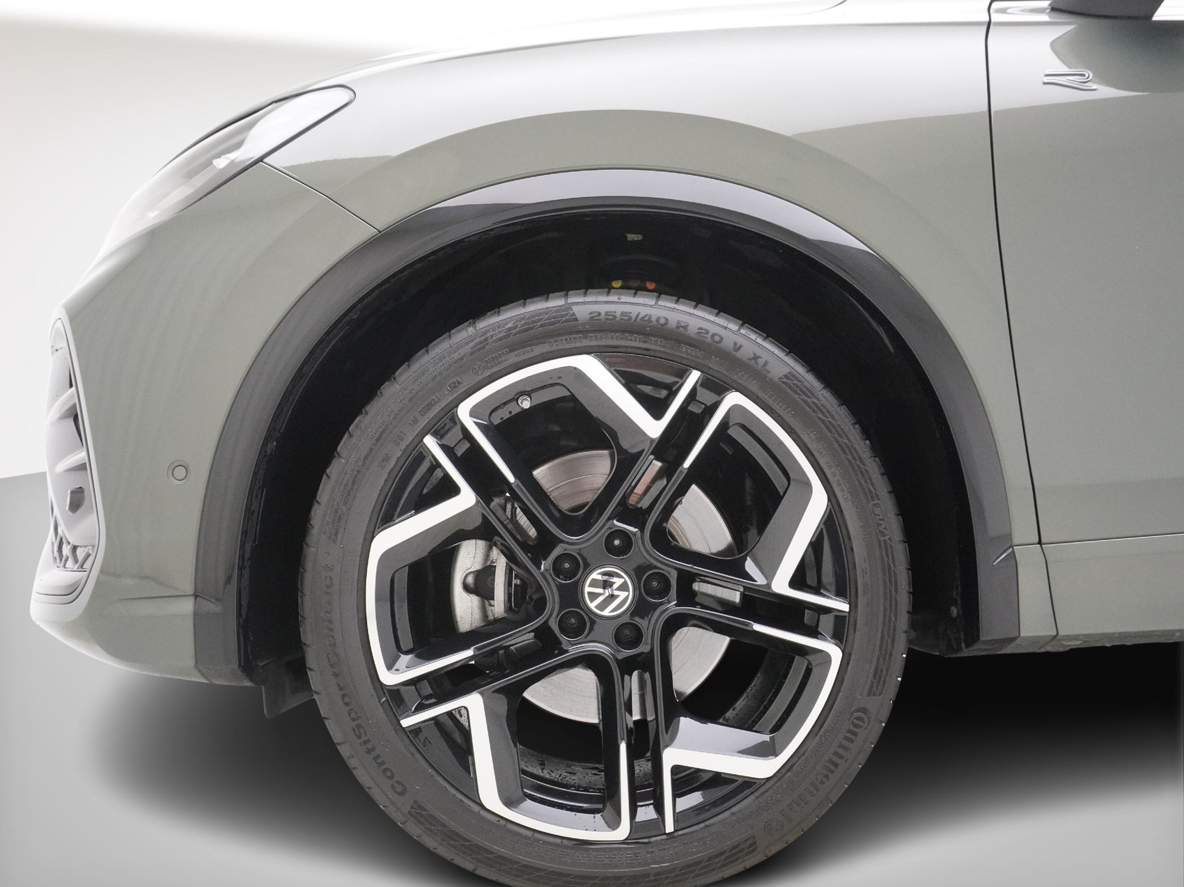 VW Tiguan 2.0 TSI DSG R-Line Black Style 4Motion (2025)