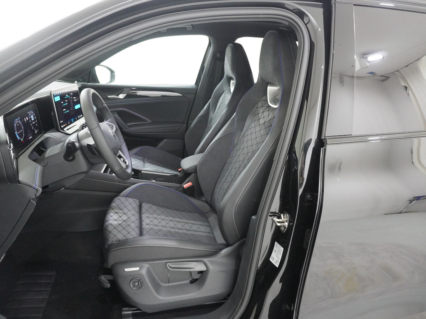 VW Tiguan 2.0 TSI R-Line 4motion