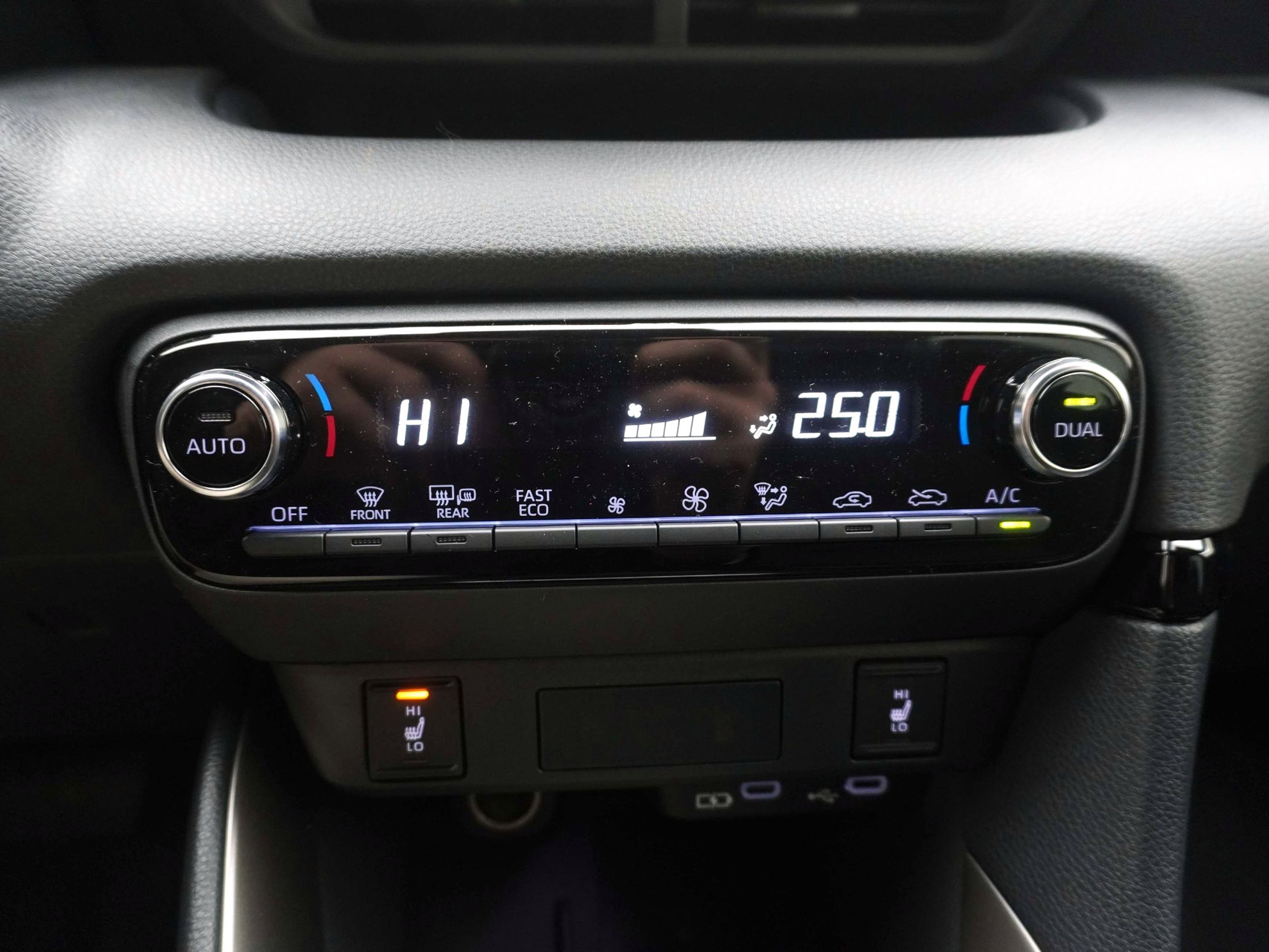 MAZDA 2 1.5 Hybrid Homura