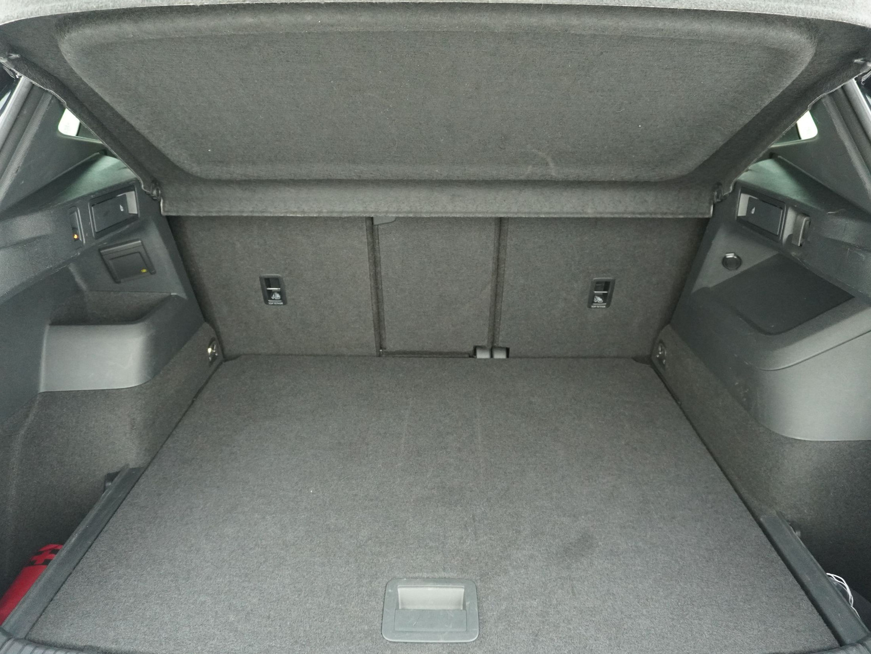 VW Tiguan 2.0 TSI DSG R-Line Black Style 4Motion (2025)