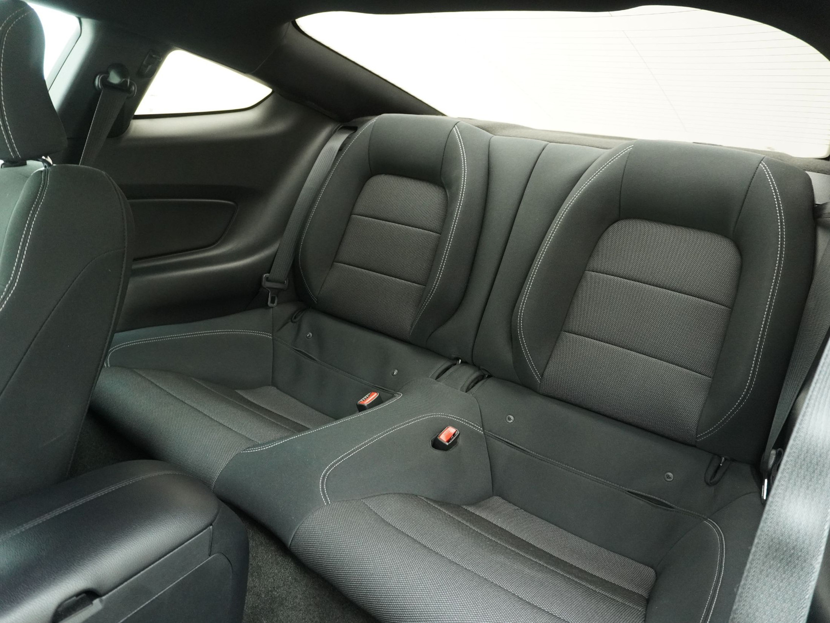 FORD USA Mustang Coupé 3.7 V6