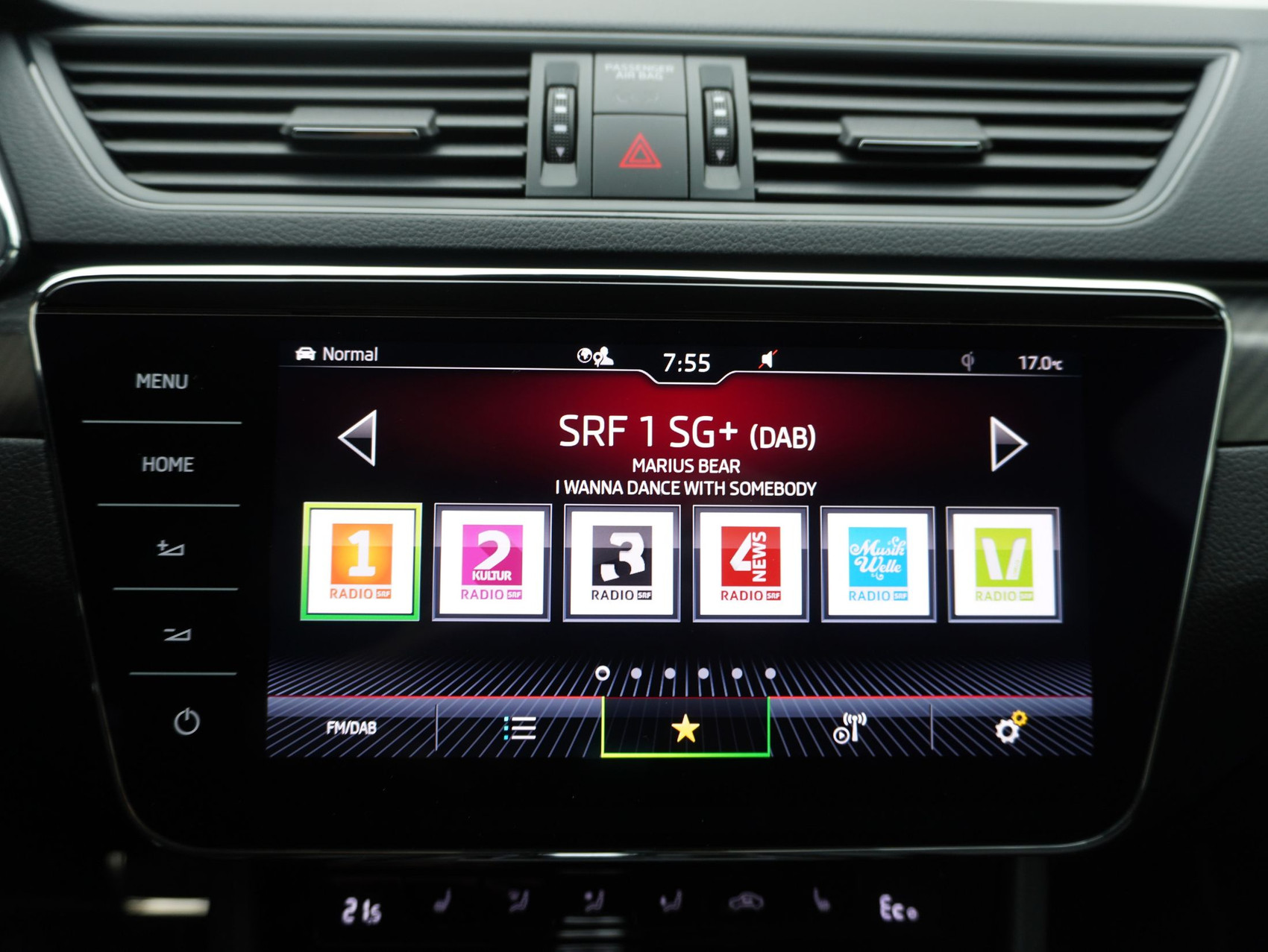 SKODA Superb Combi 1.4 TSI DSG PHEV Sport Line