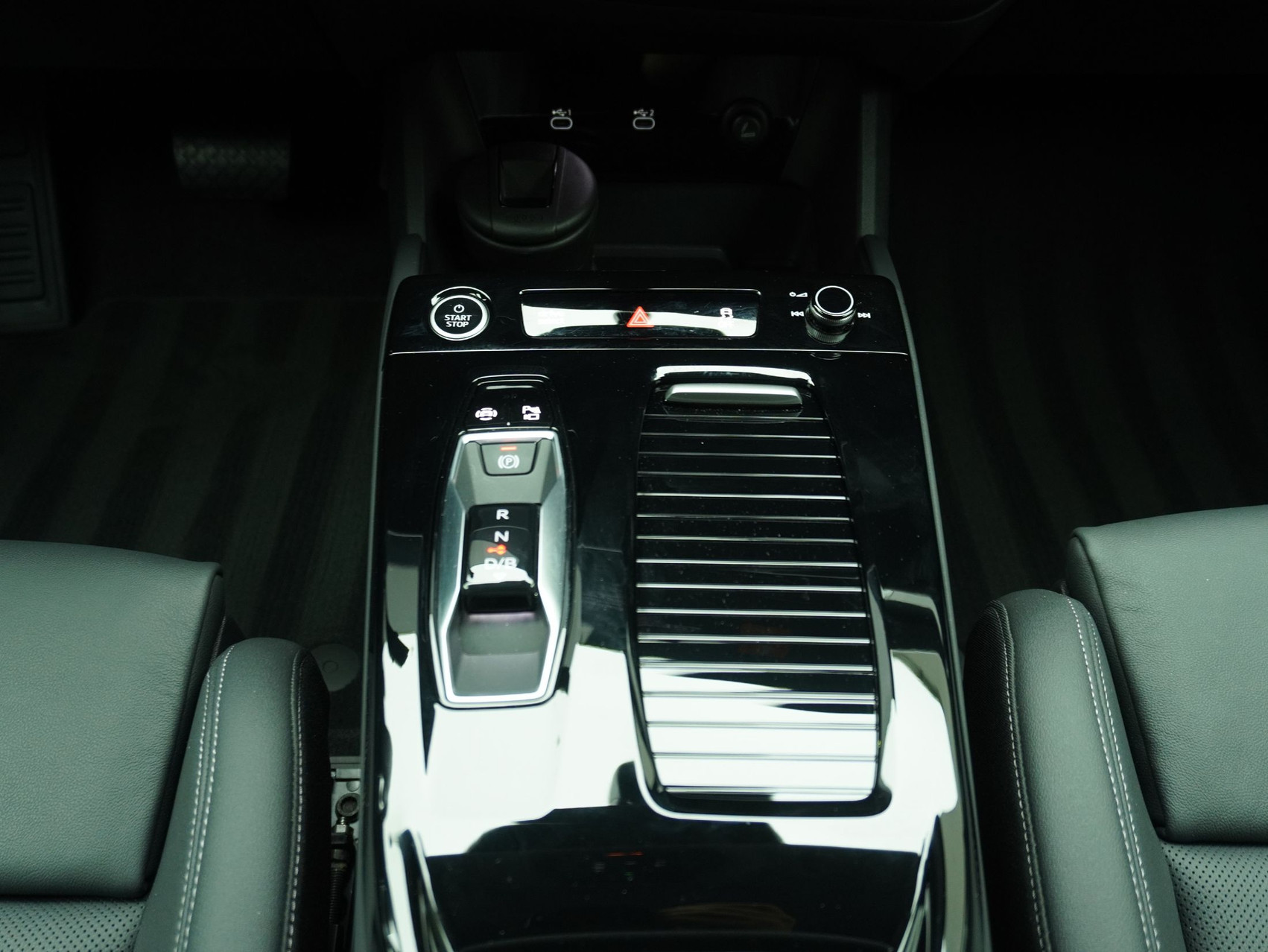 AUDI Q6 e-tron quattro **Audi Werksgarantie bis 06/2030**