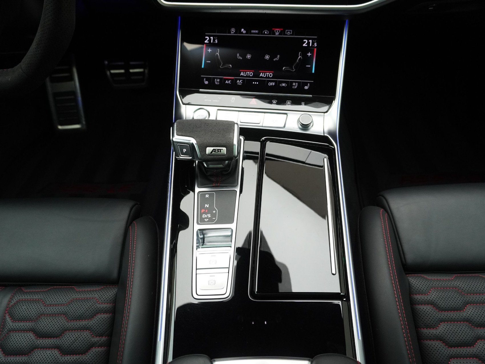 AUDI RS6 Avant ABT Legacy Edition – 1 of 200 **ABT Legacy 1/200**