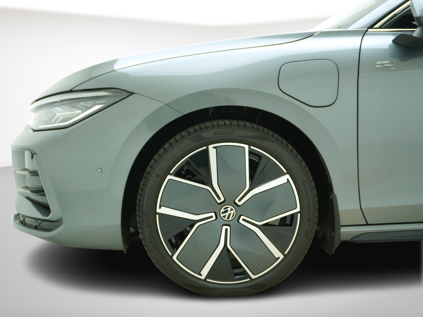 VW Passat Variant 1.5 TSI Plug-in-Hybrid R-Line