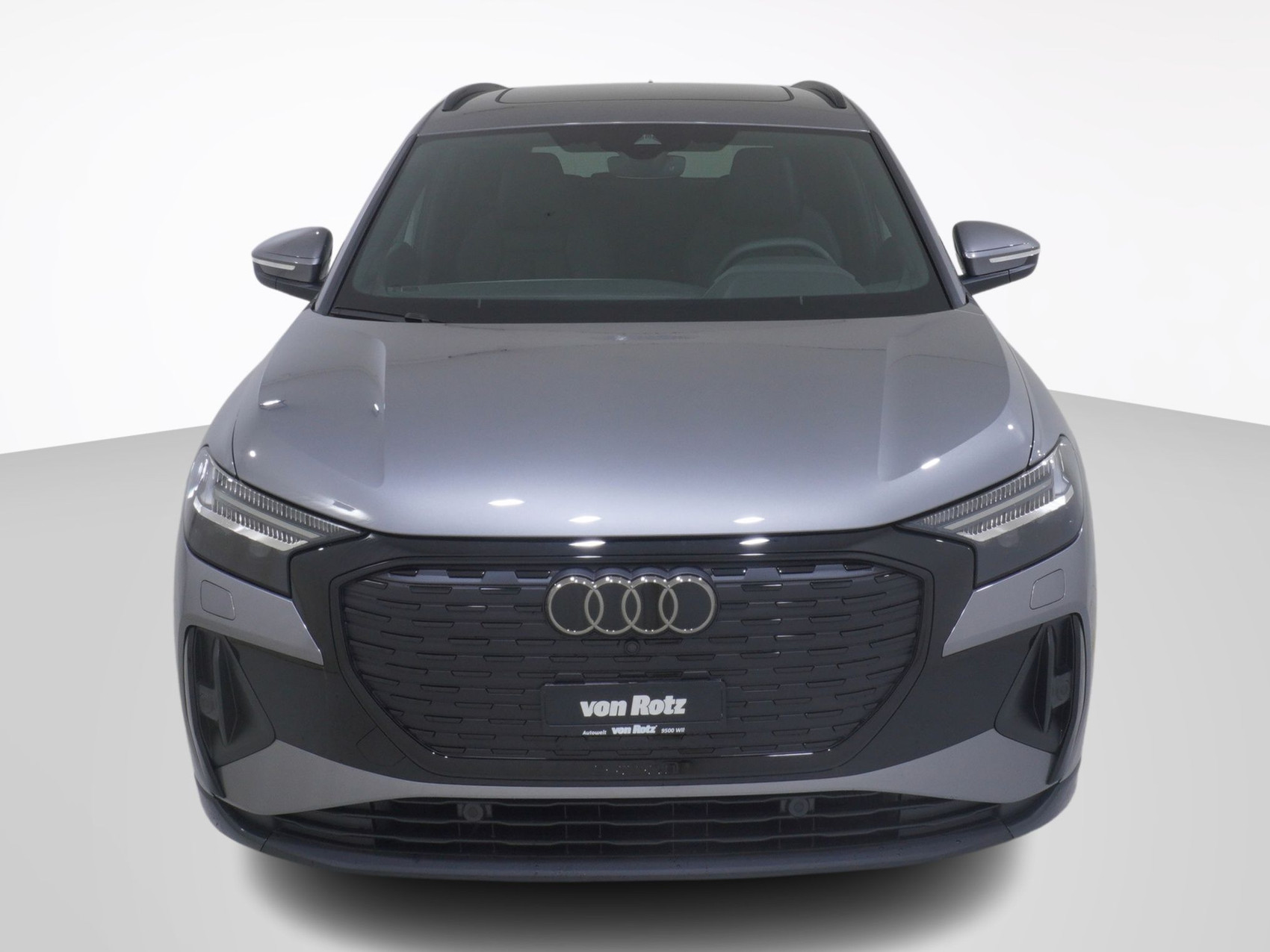 AUDI Q4 e-tron 55 quattro S line
