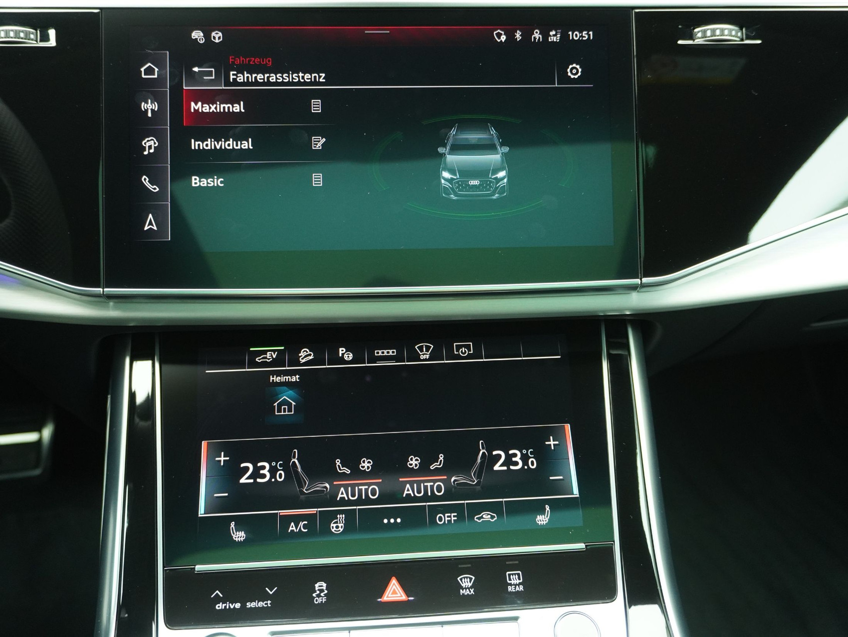 AUDI Q8 SUV 55 TFSI e S line quattro T-Tronic **Audi Werksgarantie bis 06/2030**