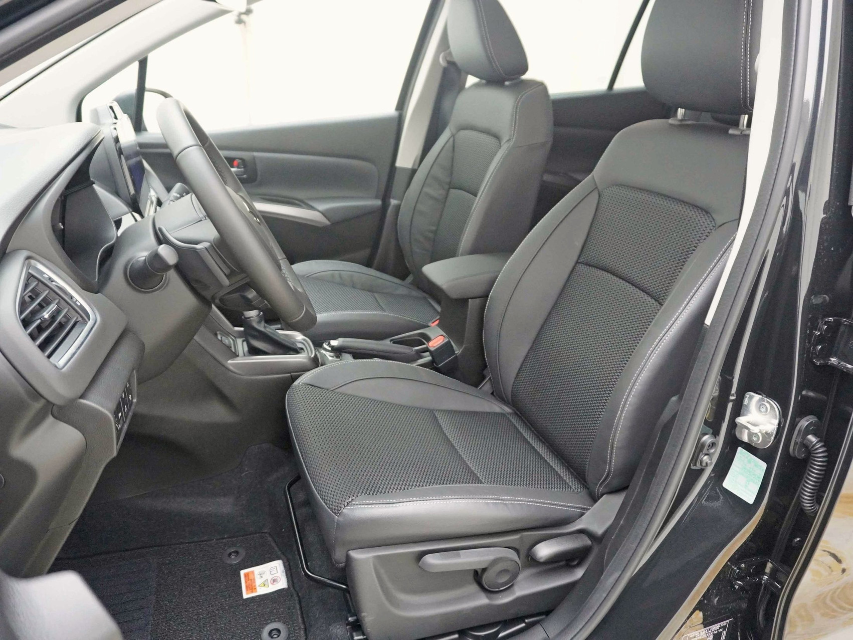 SUZUKI S-Cross 1.4 T Compact Top Hybrid 4×4