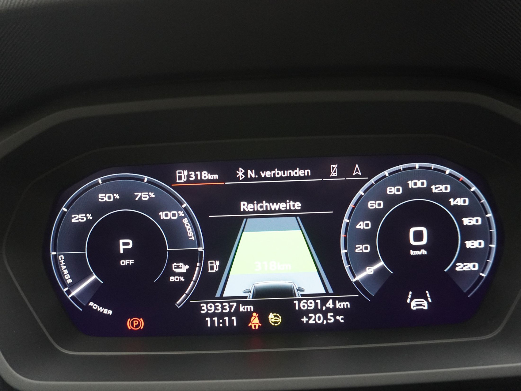 AUDI Q4 e-tron 50 quattro