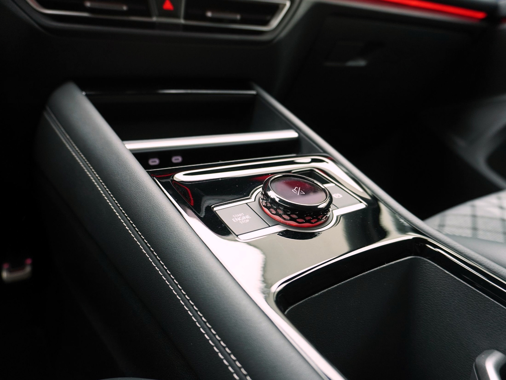 VW Tiguan 2.0 TSI DSG R-Line Black Style 4Motion (2025)