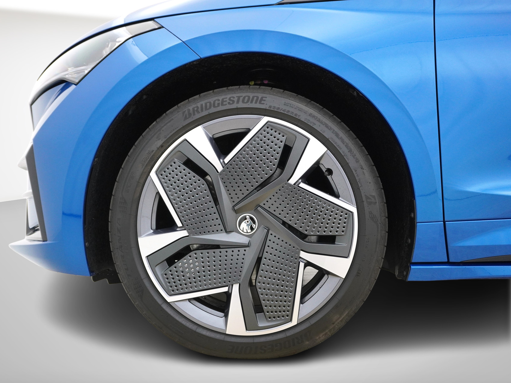 SKODA Enyaq iV Coupé RS 80 4×4 Suite