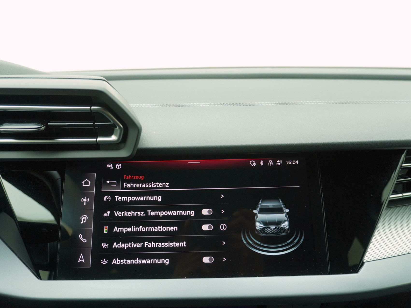 AUDI A3 Sportback 40 TFSI e S line S-Tronic **Audi Werksgarantie bis 06/2030**