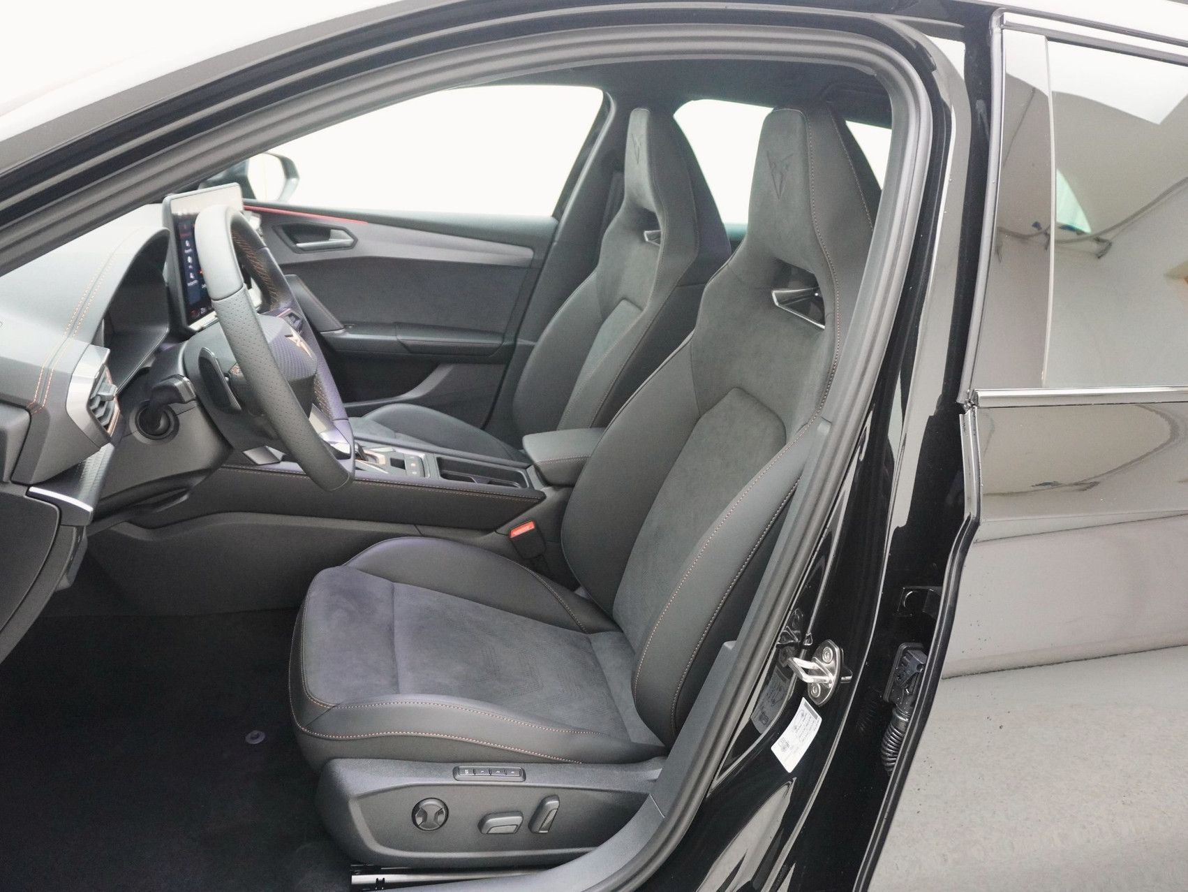 CUPRA Leon ST 2.0 TSI VZ 4Drive DSG