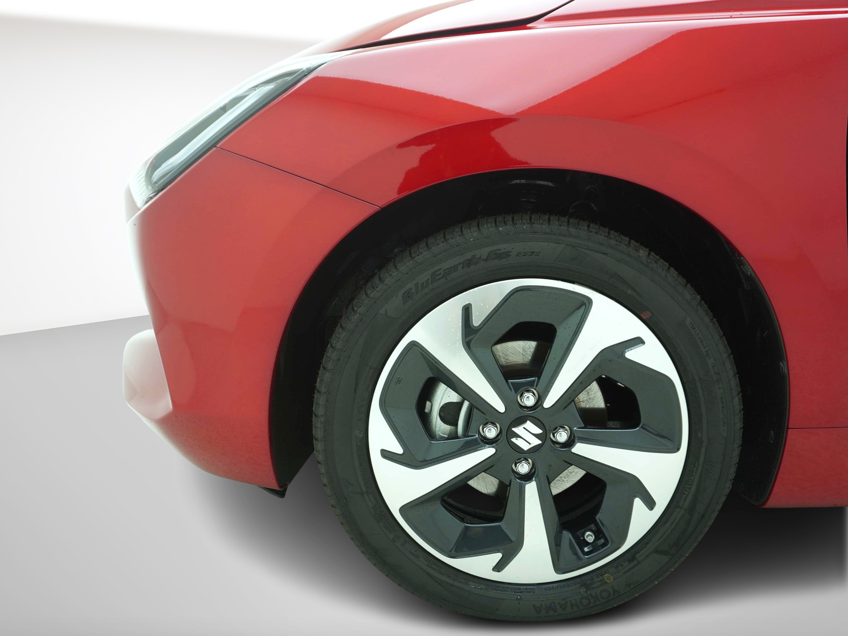 SUZUKI Swift 1.2 Sakura Top Hybrid