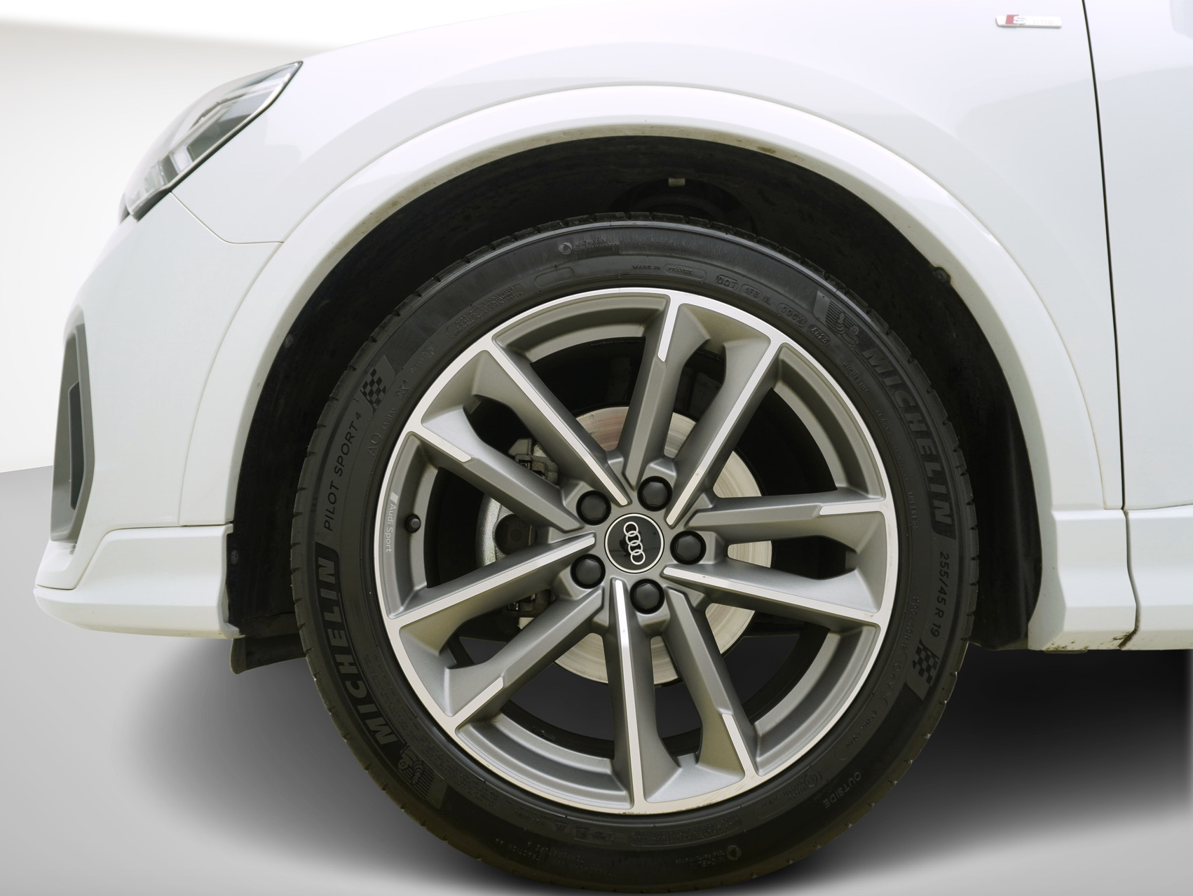 AUDI Q3 35 TFSI S line S-Tronic