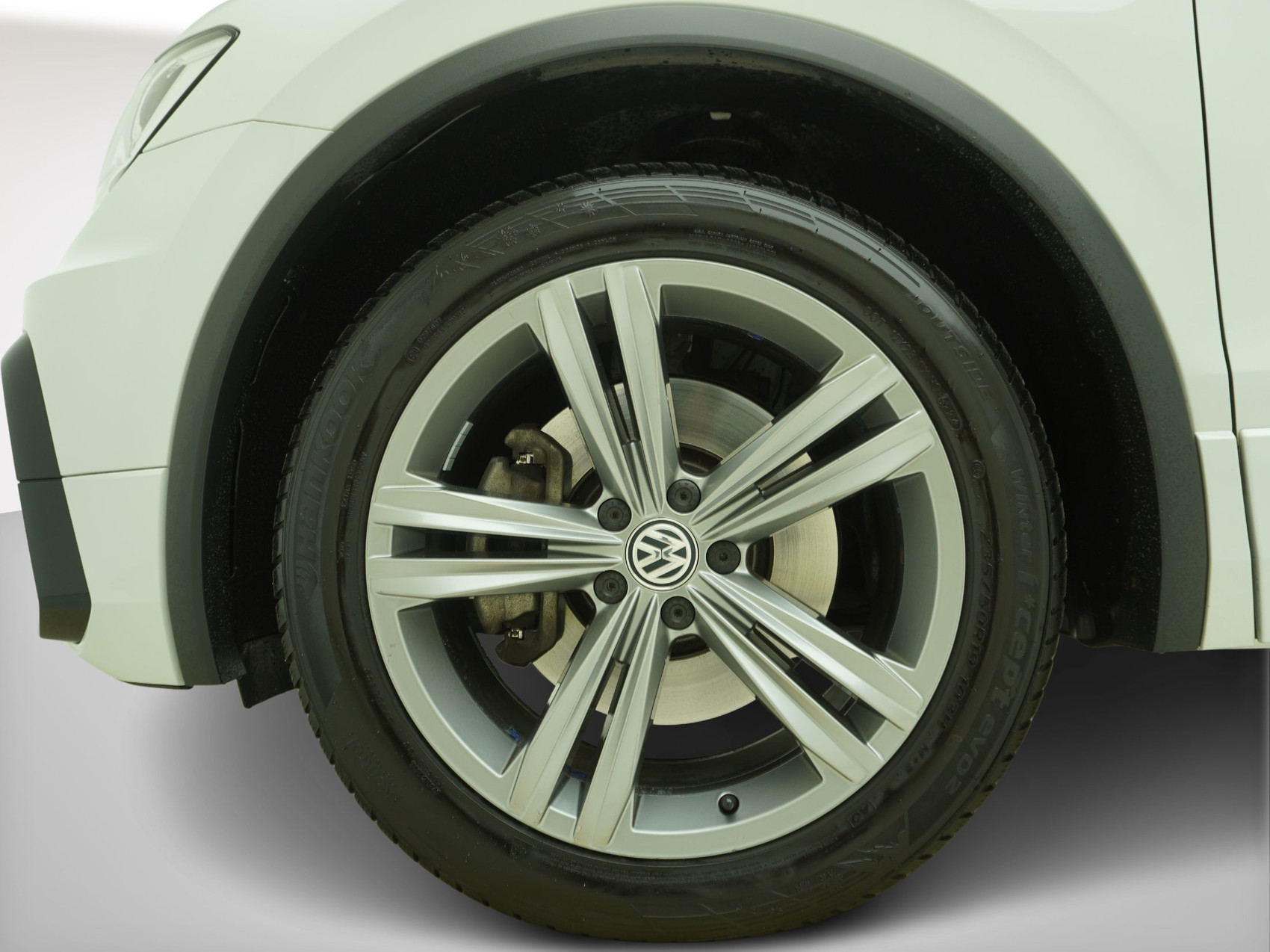 VW Tiguan 2.0 TDI DSG R-Line 4Motion