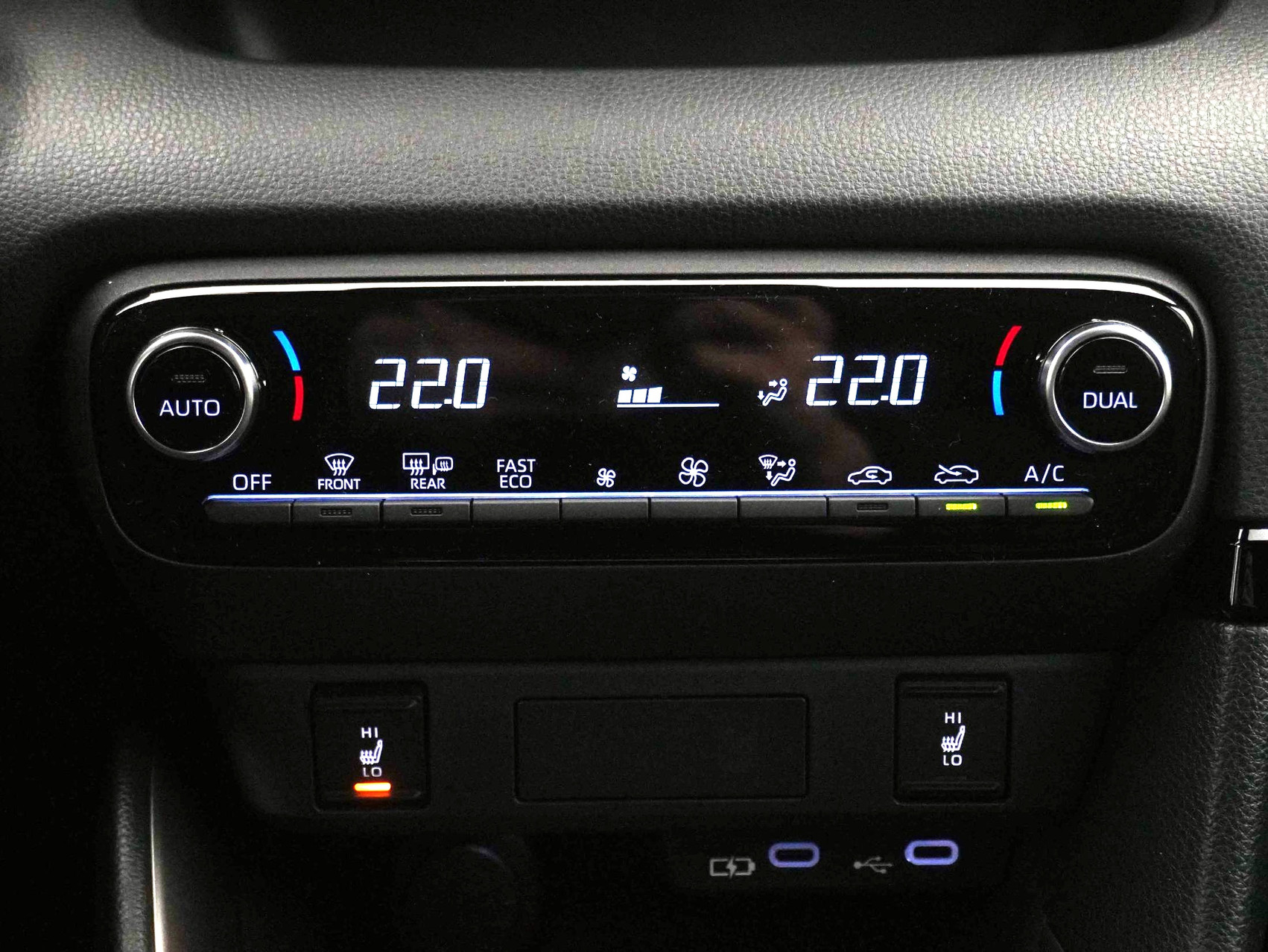 MAZDA 2 1.5 Hybrid Homura