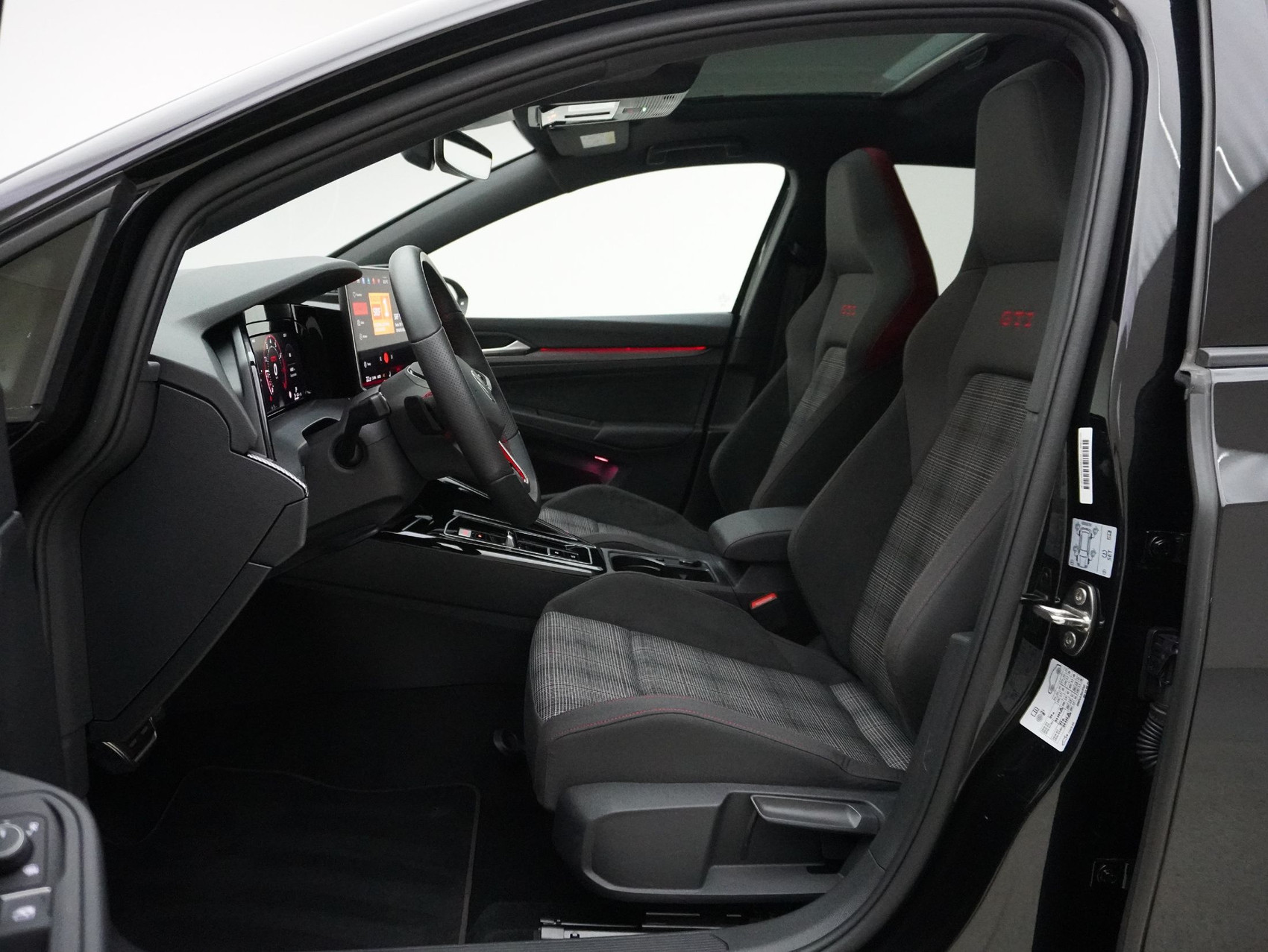 VW Golf 8.5 2.0 TSI DSG GTI Black Style (2025) ** Harman/Kardon / Head-Up / Panoramadach **