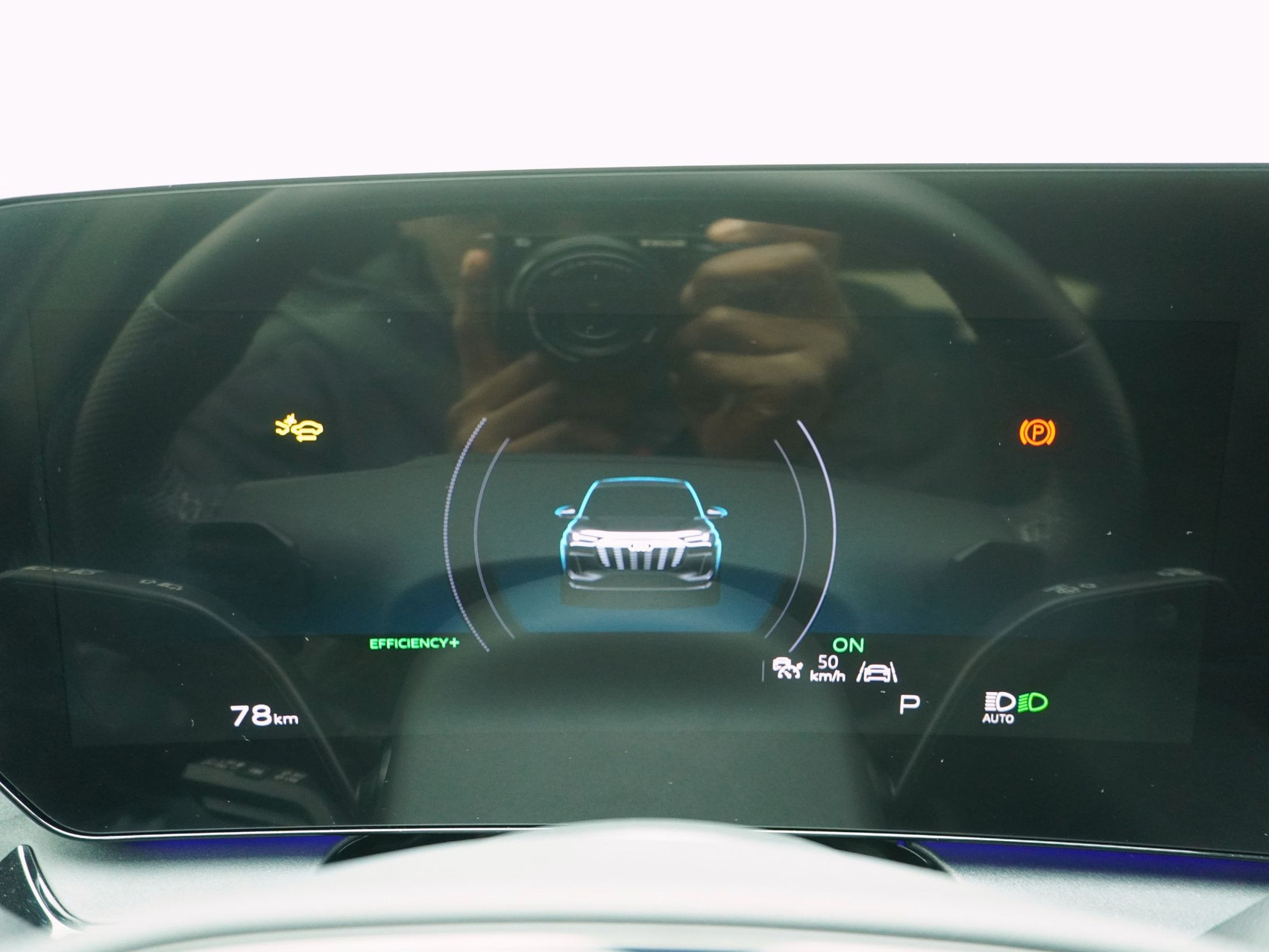 AUDI Q6 e-tron S line quattro **Audi Werksgarantie bis 03/2030**