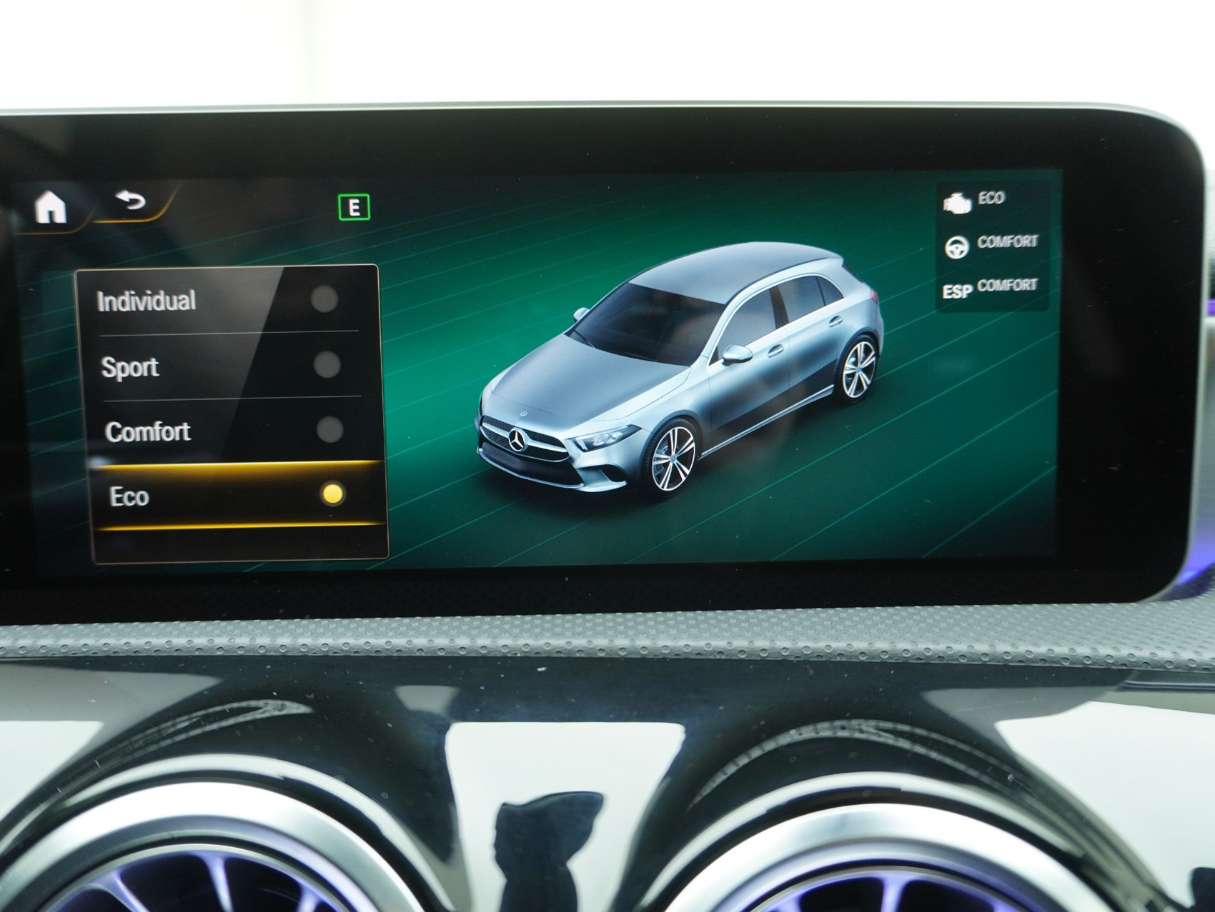 MERCEDES-BENZ A-Klasse A 250 AMG Line