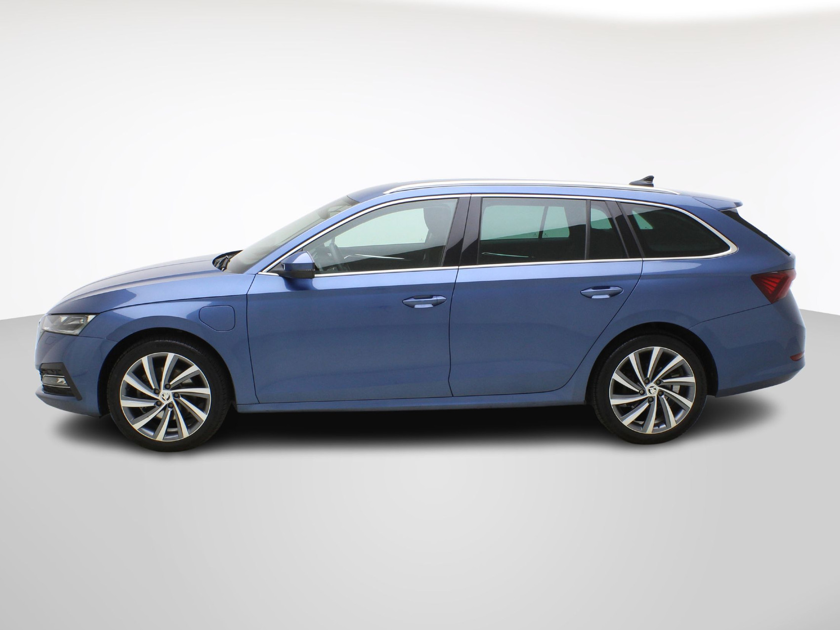 SKODA Octavia Combi 1.4 TSI DSG PHEV Style