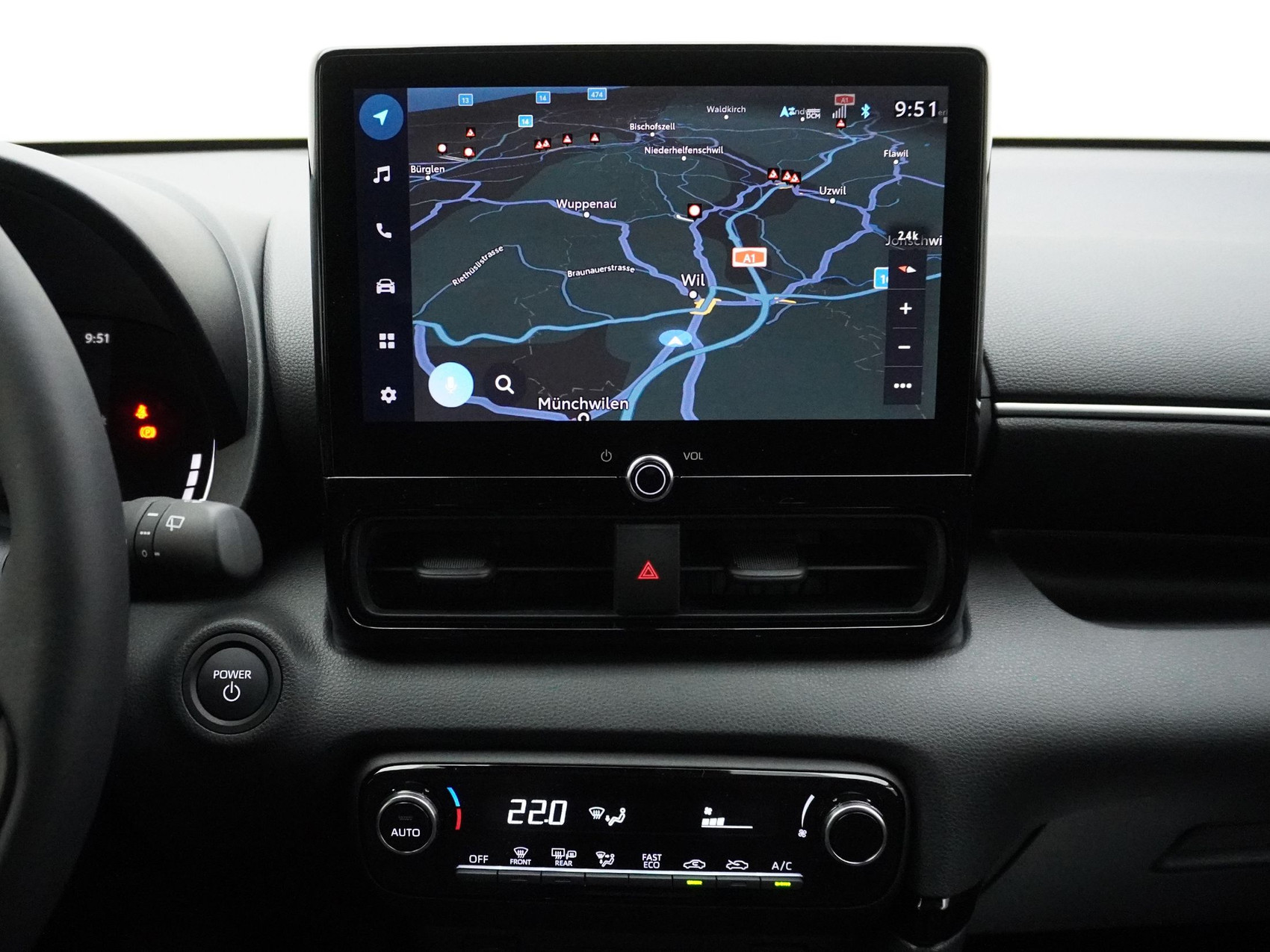 TOYOTA Yaris 1.5 VVT-i HSD Trend ** inkl. W-Räder **