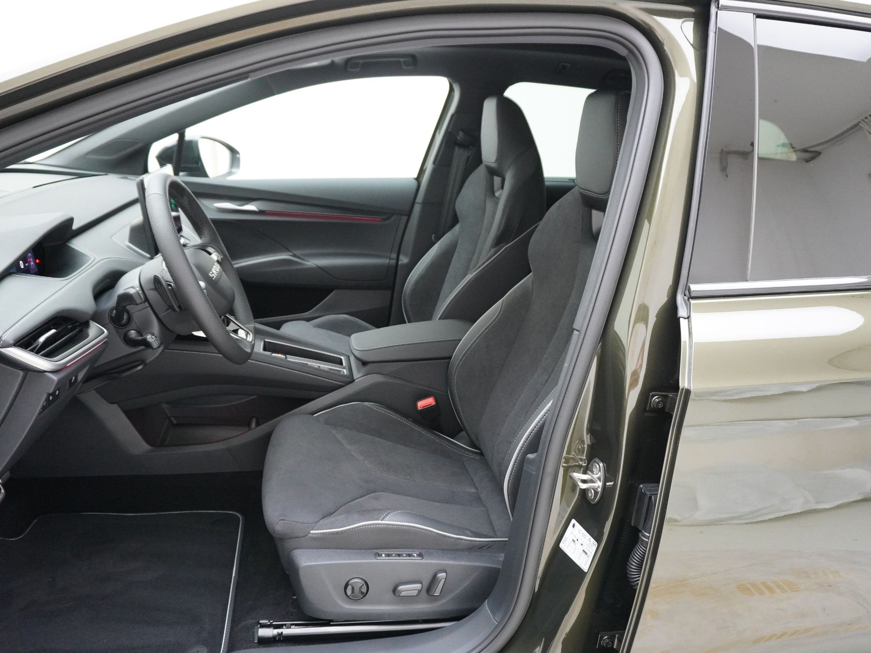 SKODA Enyaq iV 85x SportLine MAXX