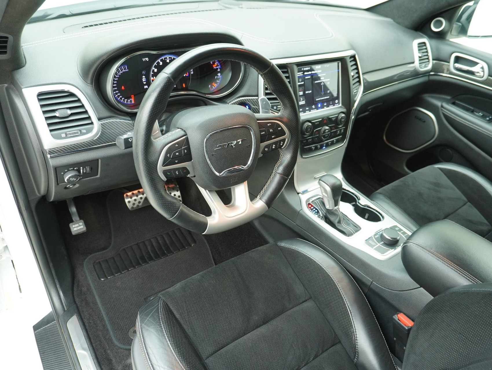 JEEP Grand Cherokee 6.4 V8 HEMI SRT8