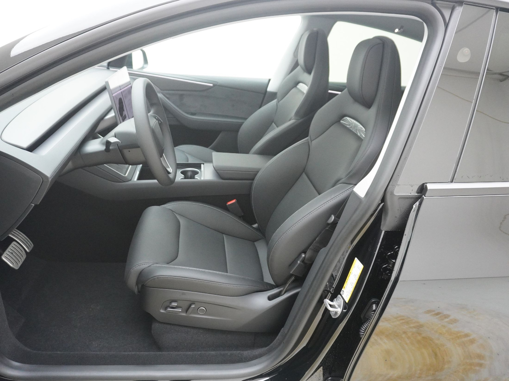 TESLA Model Y Performance AWD