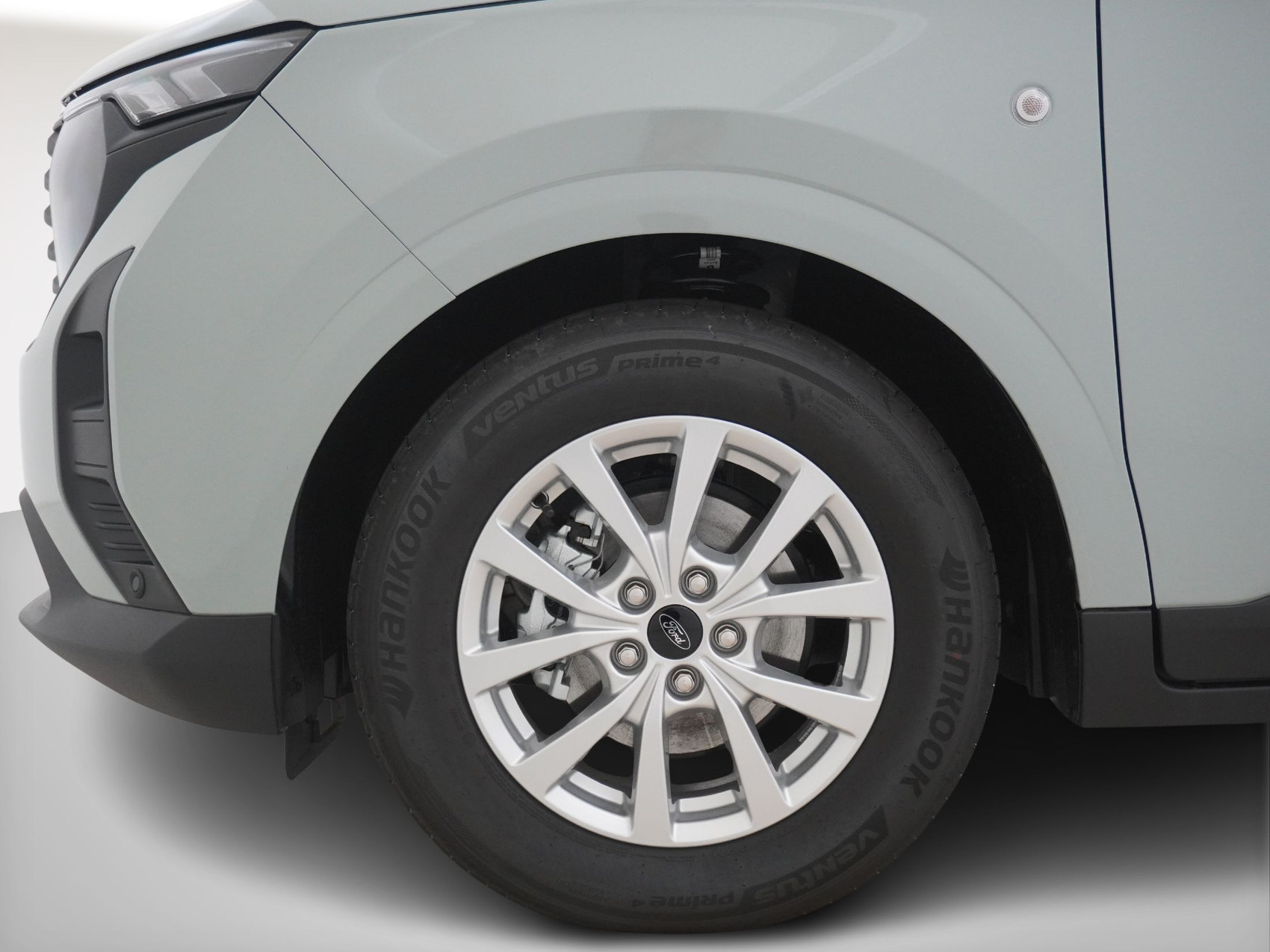 FORD Tourneo Courier 1.0 Ecoboost Titanium