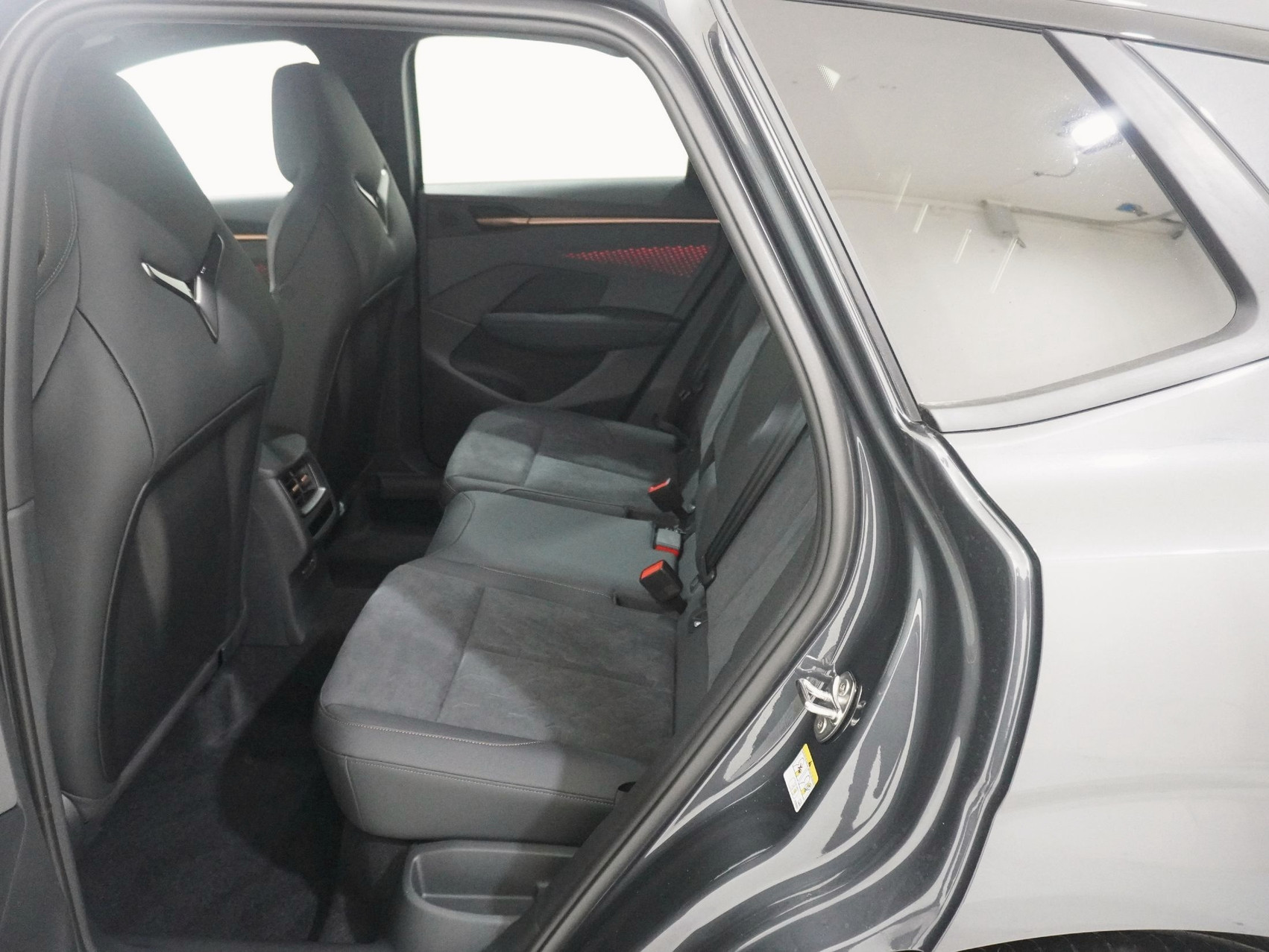 CUPRA Terramar 1.5 e-Plug-in-HYBRID VZ DSG