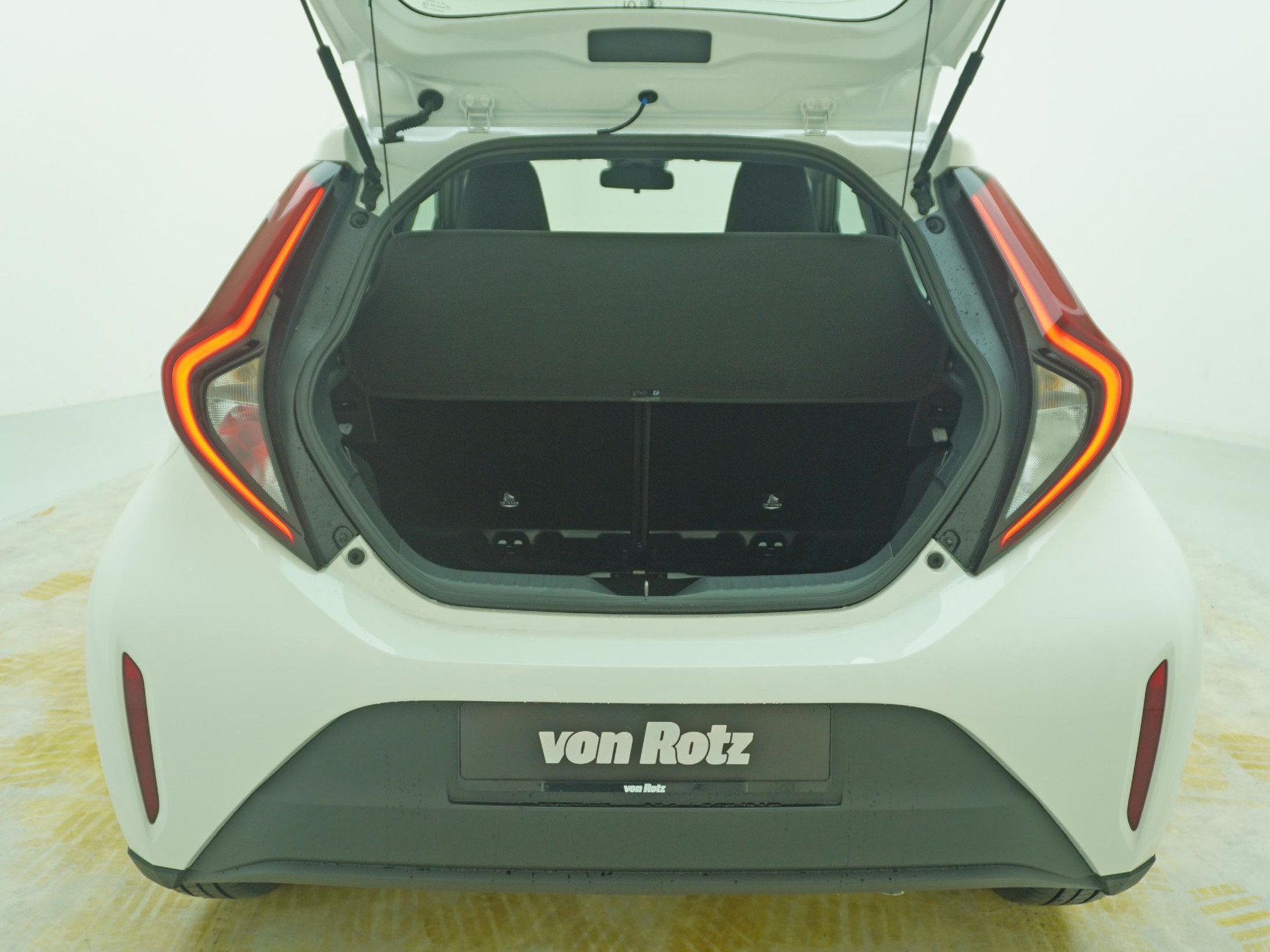 TOYOTA Aygo X 1.5 VVT-i HSD Comfort