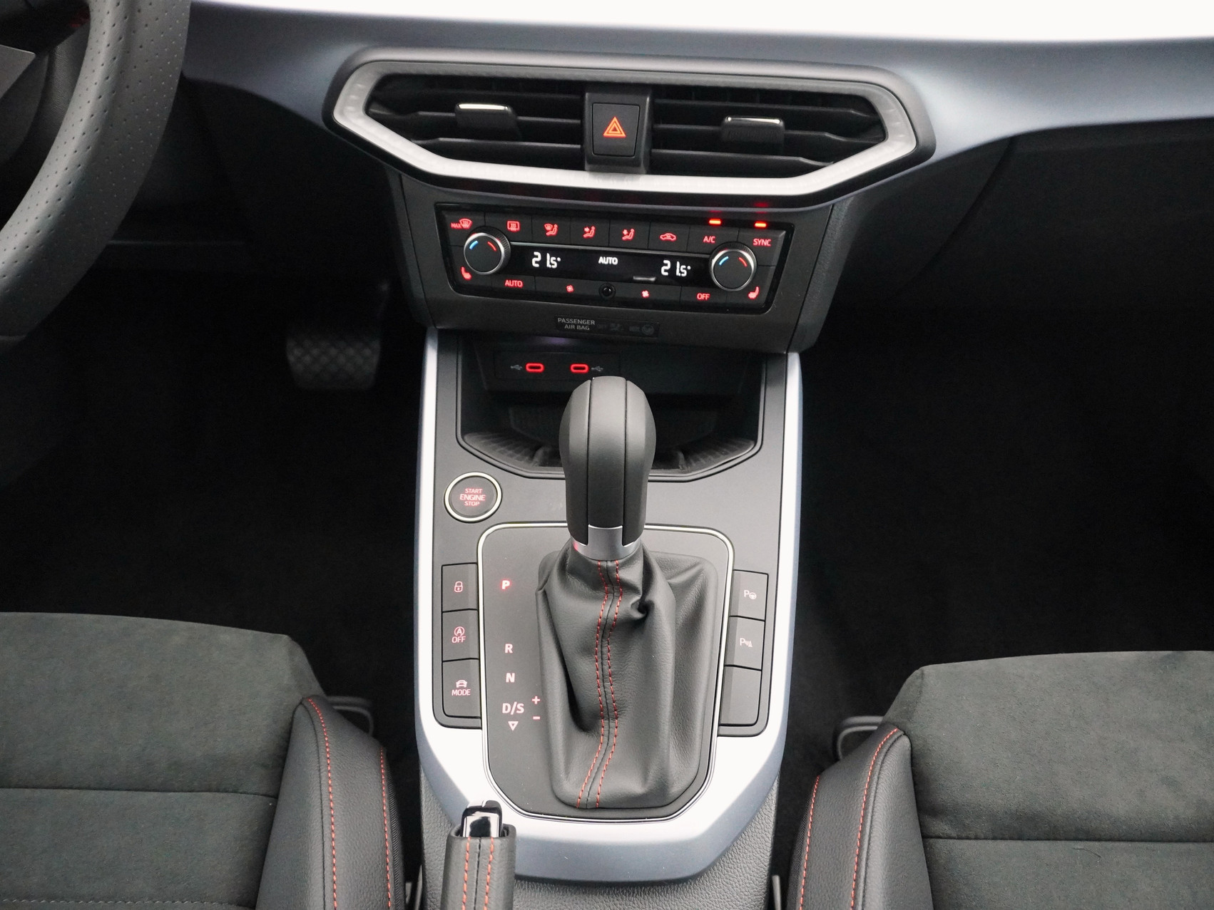 SEAT Arona 1.5 TSI FR DSG