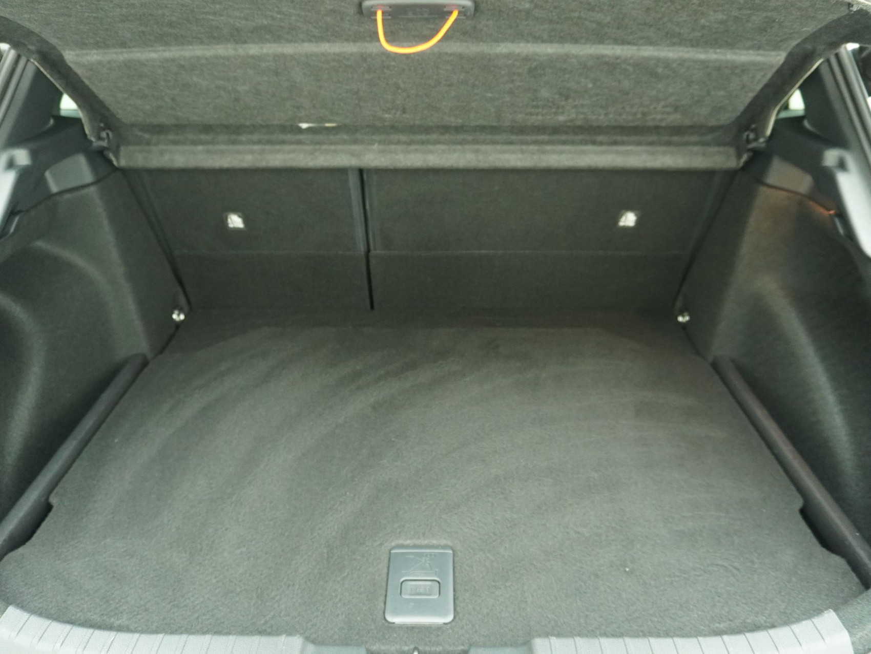 TOYOTA Corolla 2.0 HSD Premium