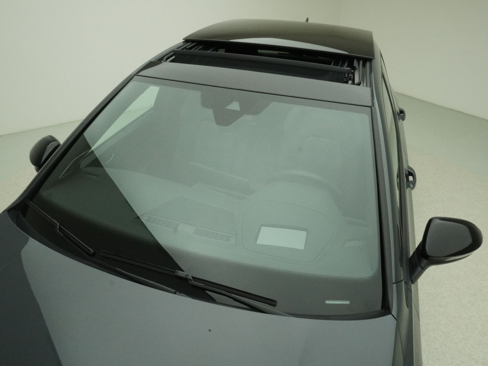 VW Golf 8.5 2.0 TSI DSG GTI Black Style (2025) ** Anhängerkupplung / Harman/Kardon / Panoramadach**