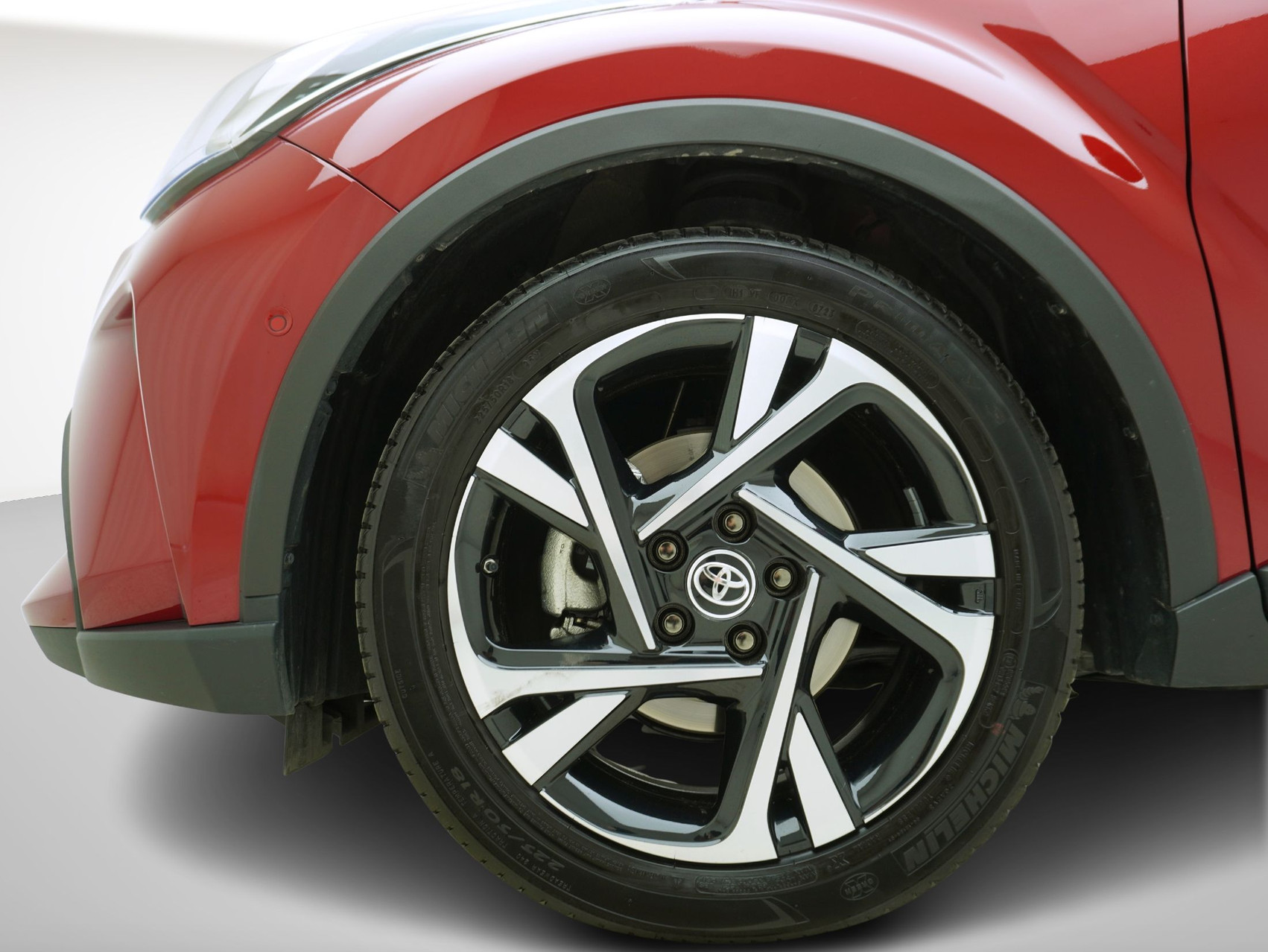 TOYOTA C-HR 2.0 VVTi HSD Trend