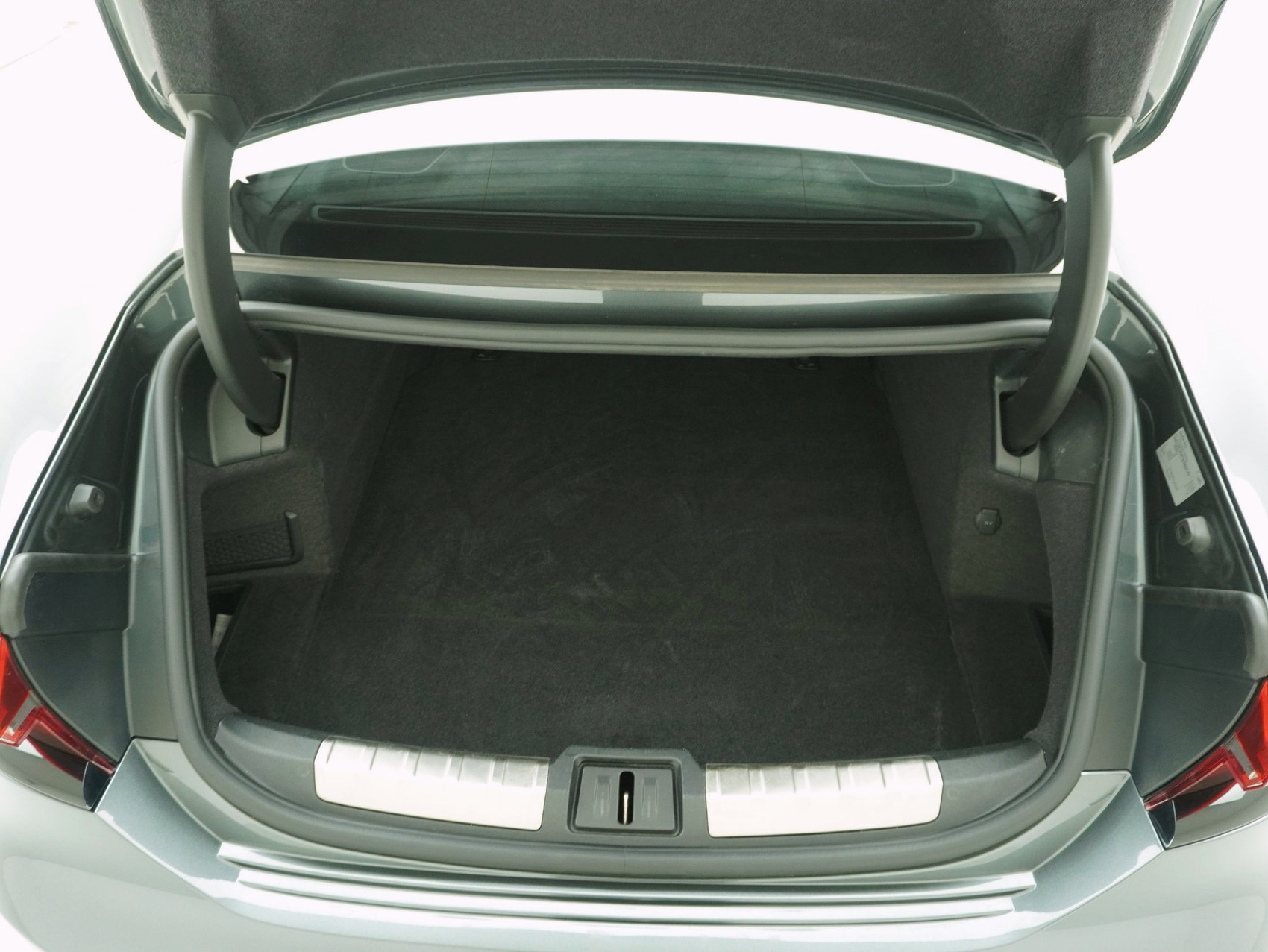 AUDI e-tron GT RS quattro **Carbon Optik / Hinterachslenkung / Matrix / uvm.**