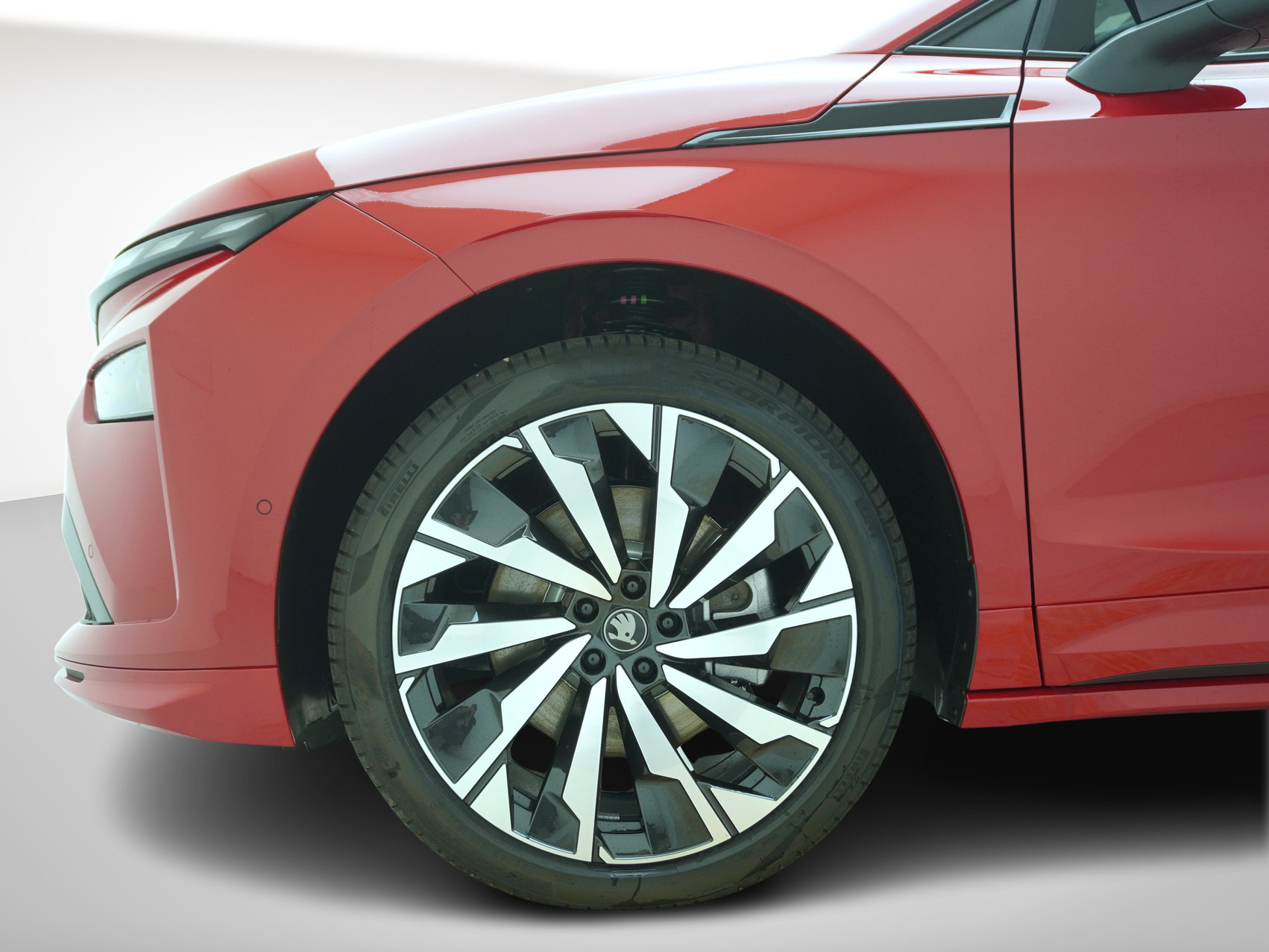 SKODA Enyaq iV 85x SportLine MAXX