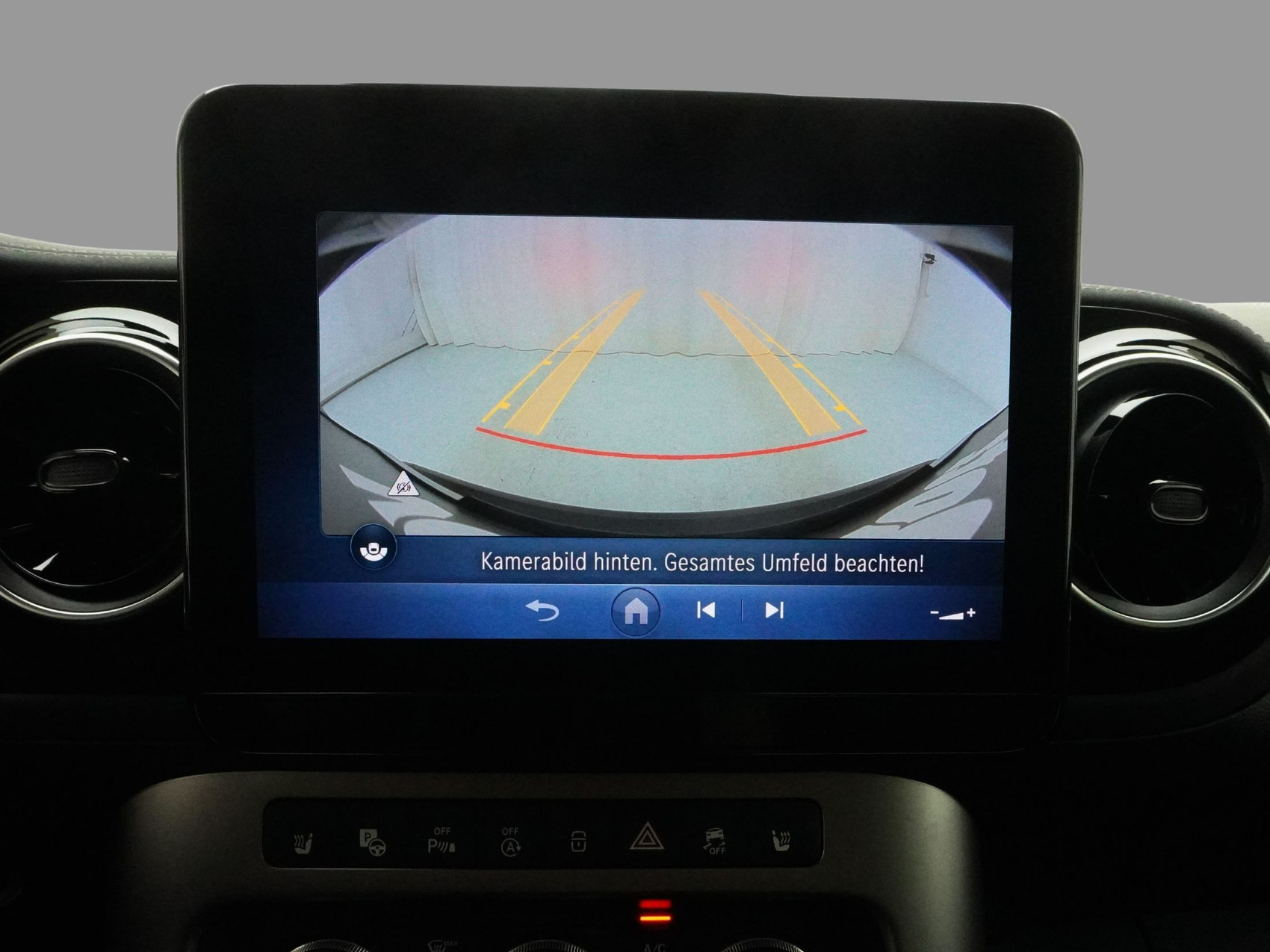 MERCEDES-BENZ T 180 Progressive