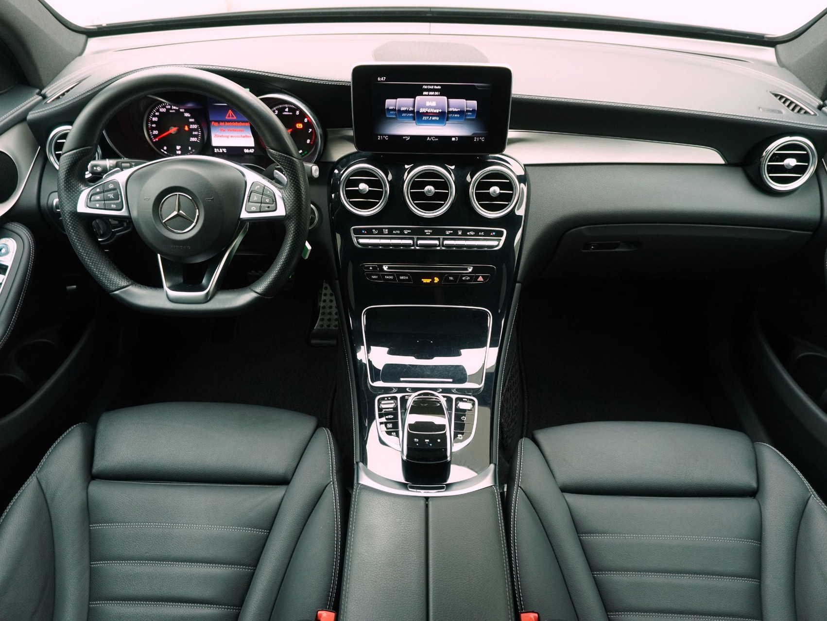 MERCEDES-BENZ GLC-Klasse GLC 350 e AMG Line 4matic