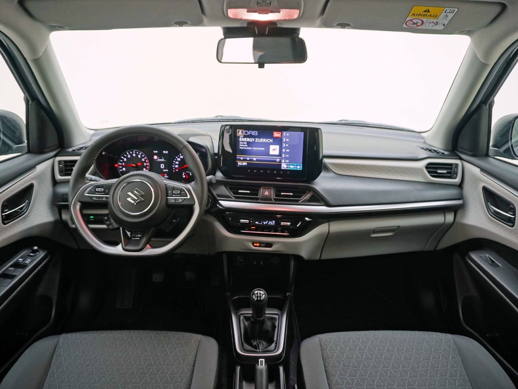 SUZUKI Swift 1.2 Sakura Top Hybrid 4×4
