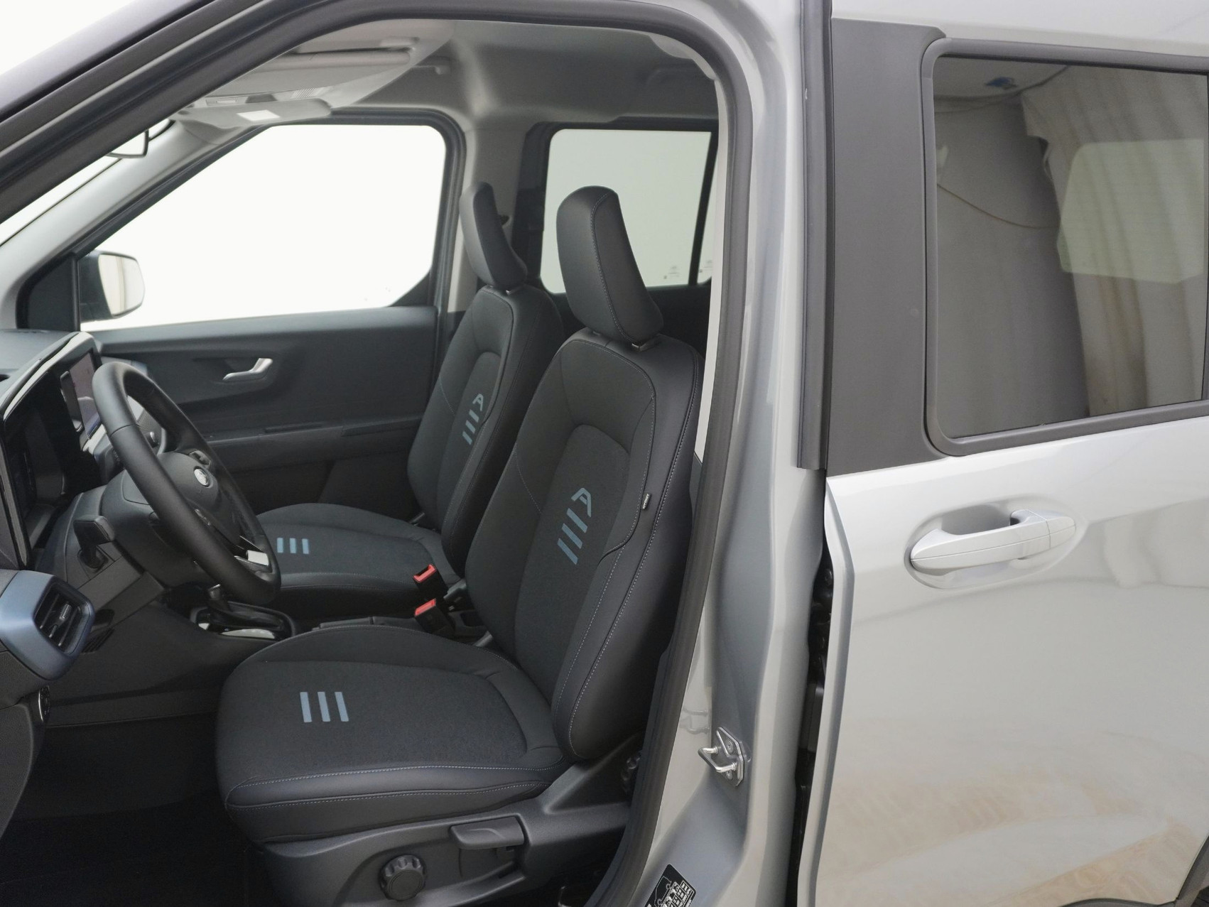 FORD Tourneo Courier 1.0 Ecoboost Active