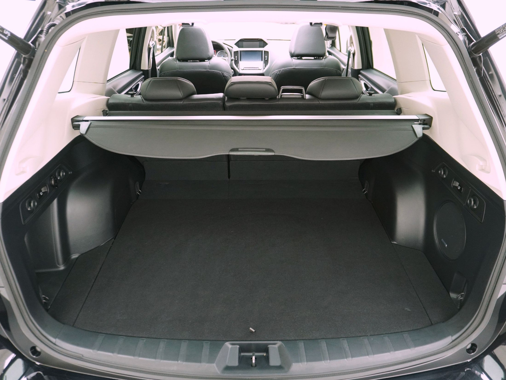 SUBARU Forester Station 2.0i e-Boxer Black Edition