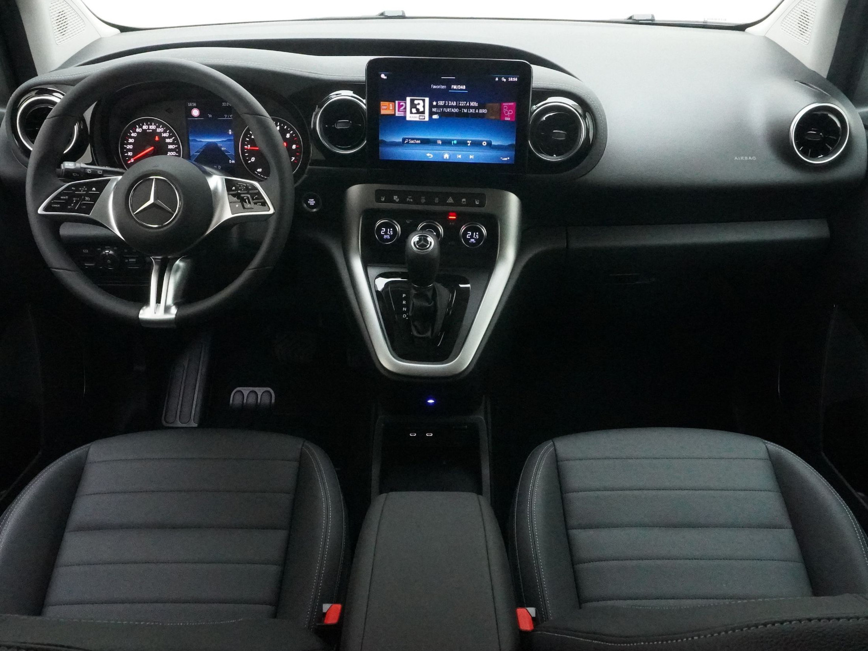 MERCEDES-BENZ T 180 Progressive